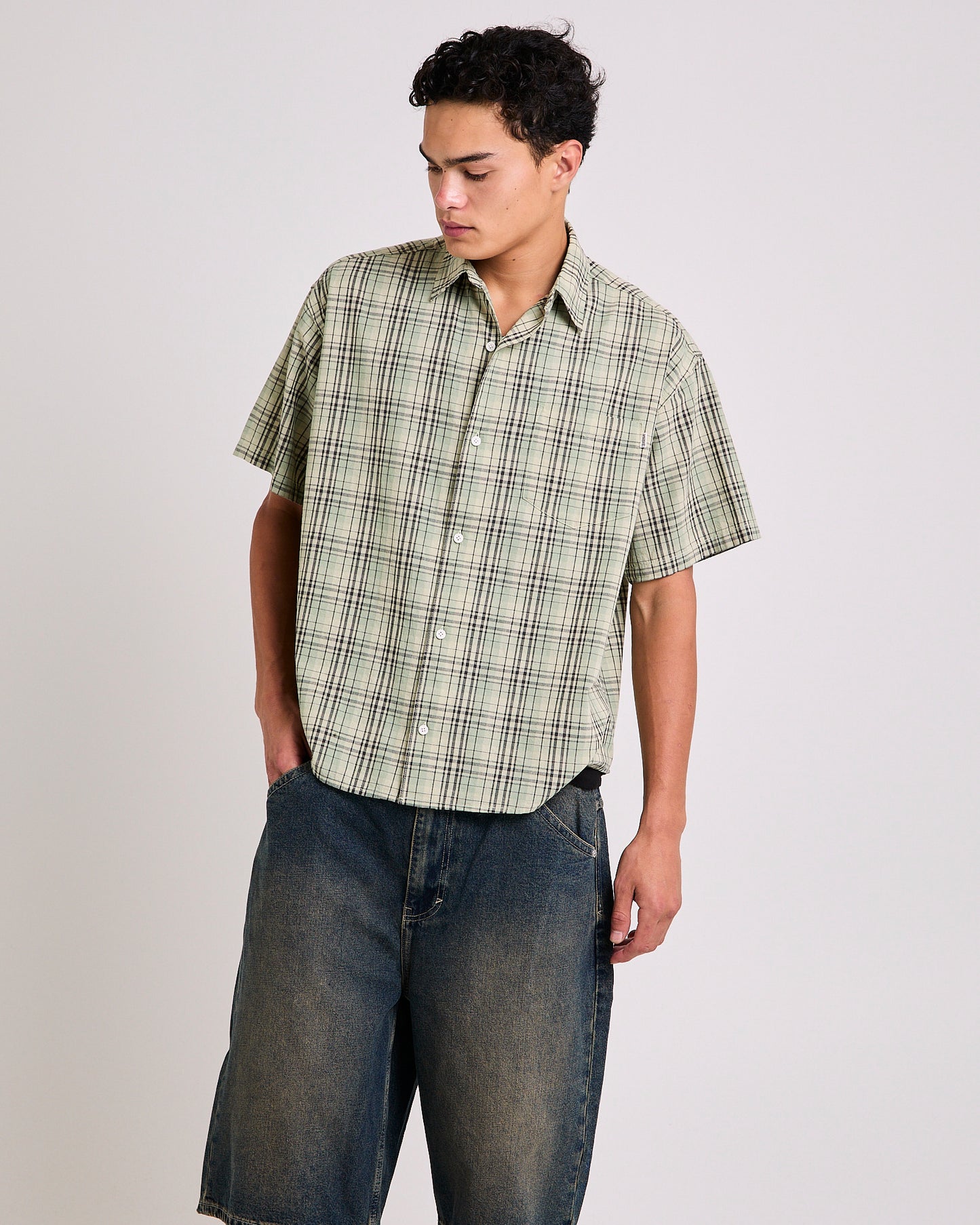 Ground Plaid Short Sleeve Shirt