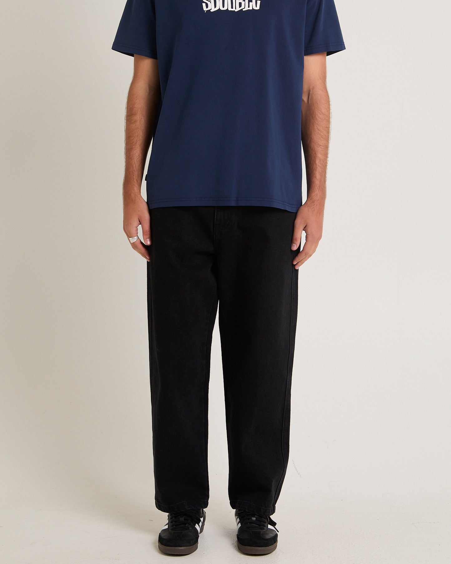 Emb Denim Standard Jeans