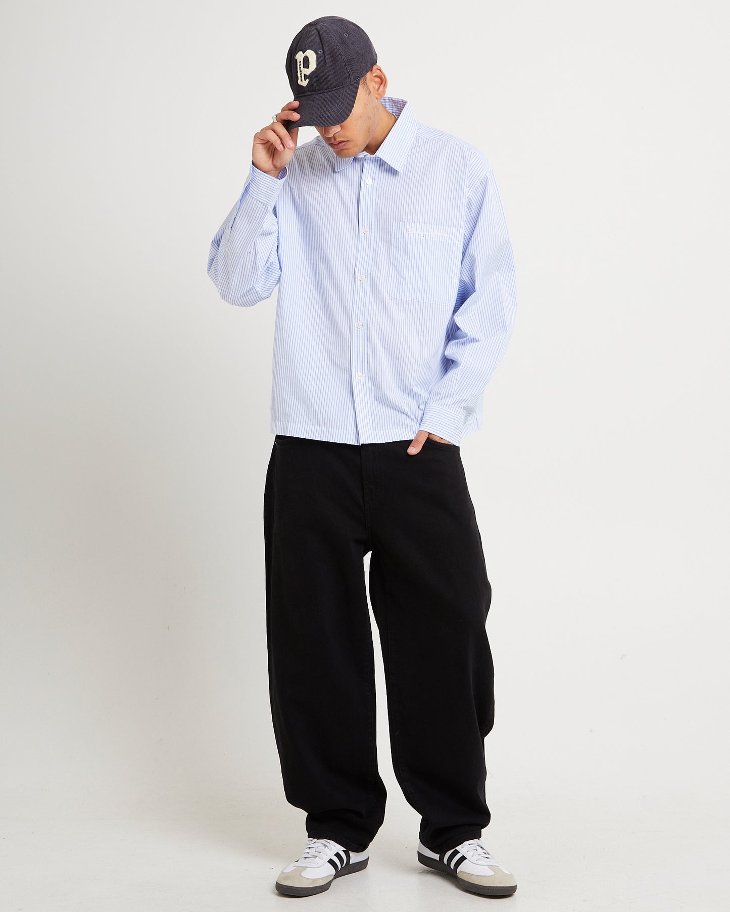 Ezy Barrel Denim Jeans Forever Black
