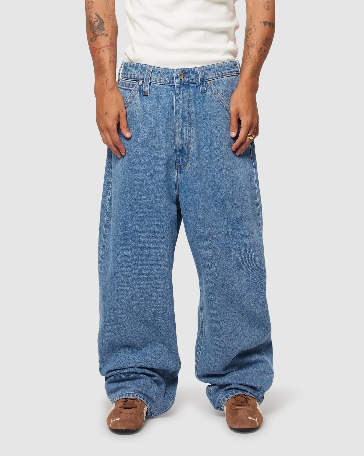 A6 Big Baggy Denim Jeans Corey Patch