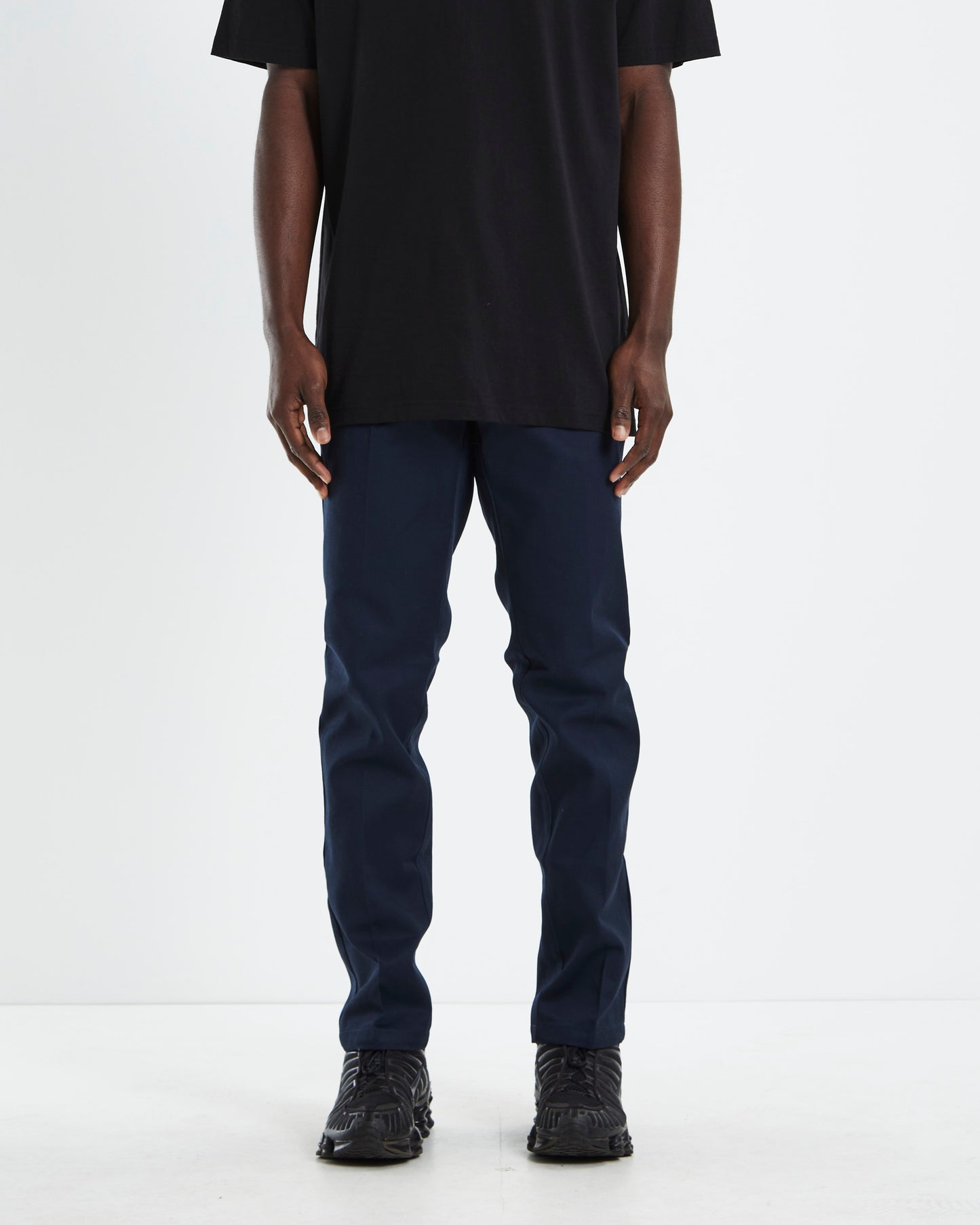 872 Slim Tapered Pants