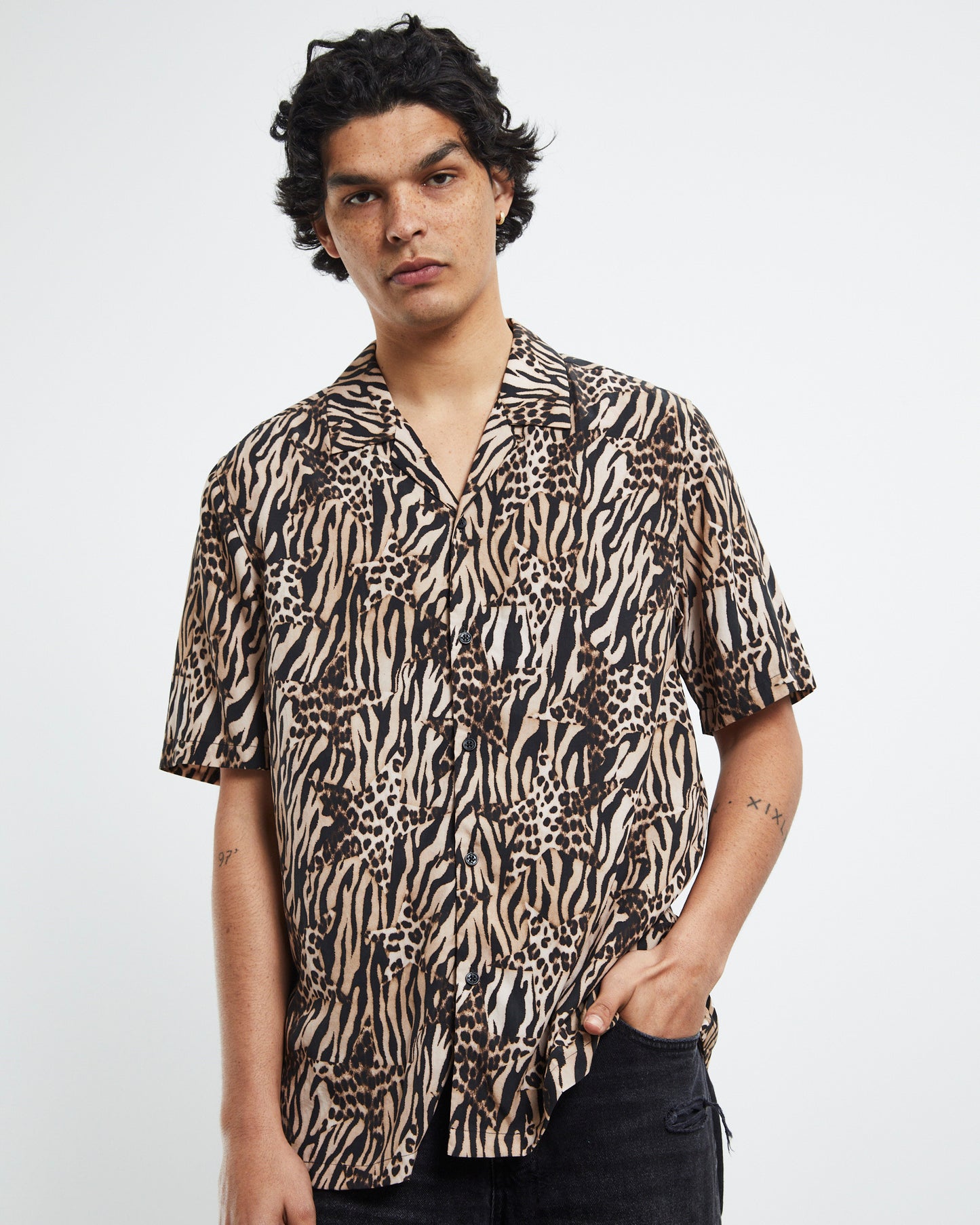 Zoo Resort Short Sleeve Shirt Multi