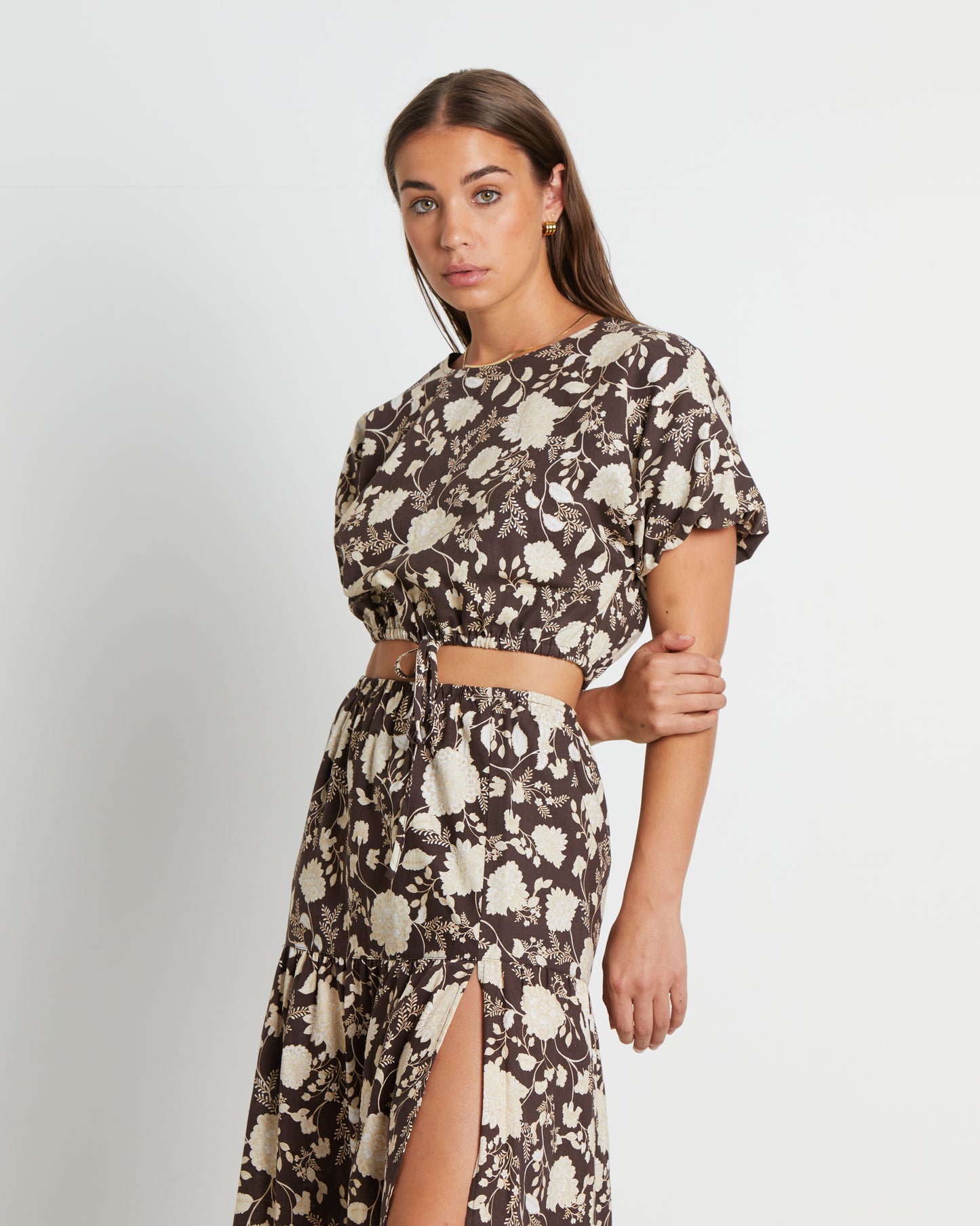 Melody Linen Puff Tee in Assorted Brown