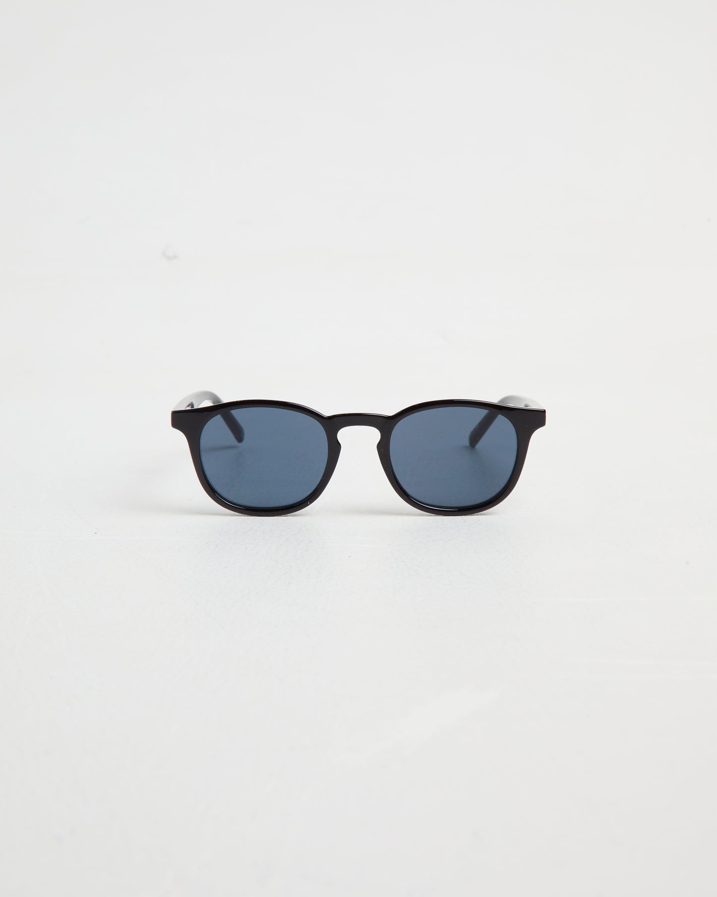 Club Royale Sunglasses in Black/Smoke Mono