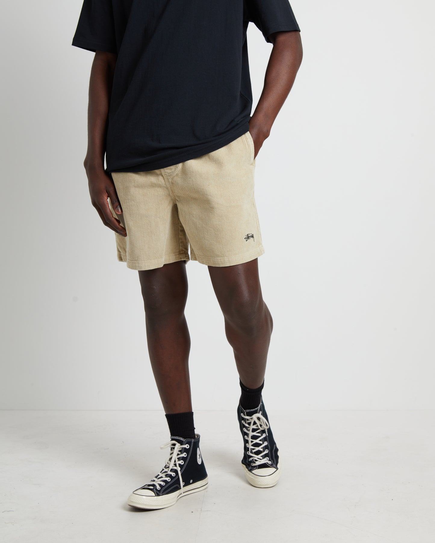 Wide Wale Cord Beachshorts in Khaki