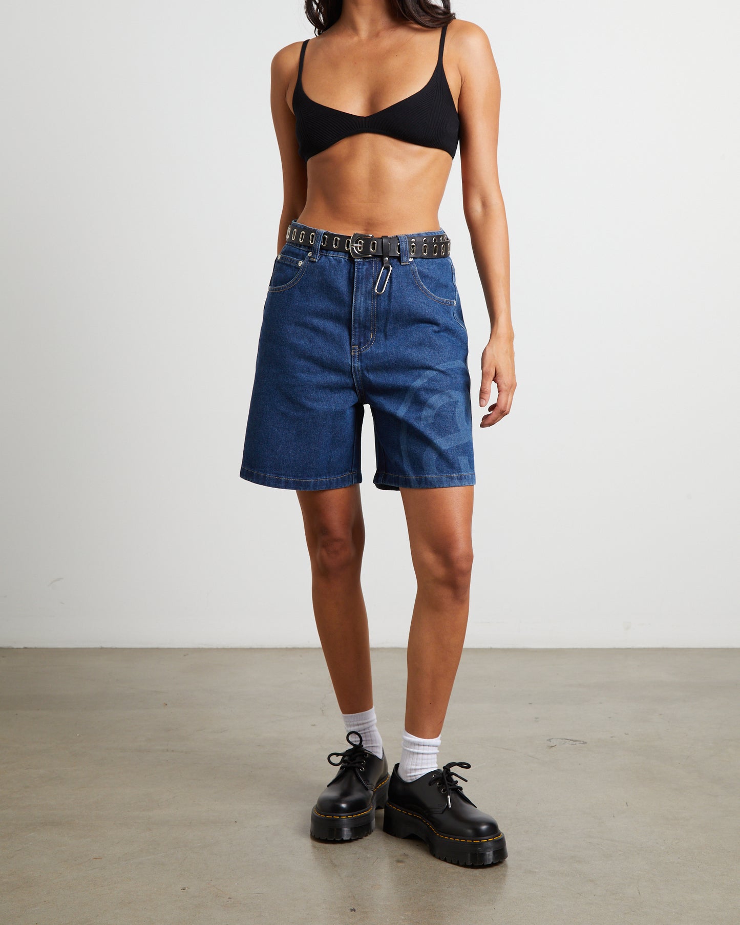 SS Link Denim Shorts in Dark