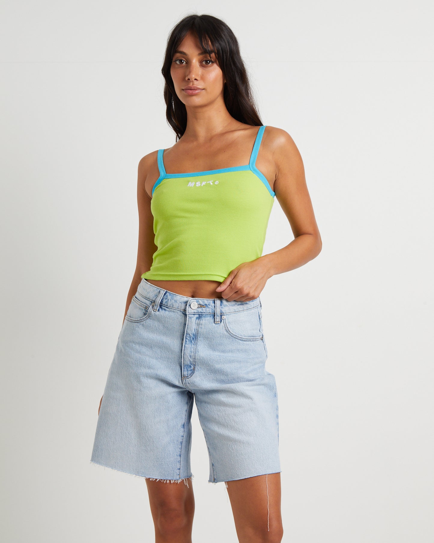 Devod Contrast Singlet in Lime Green