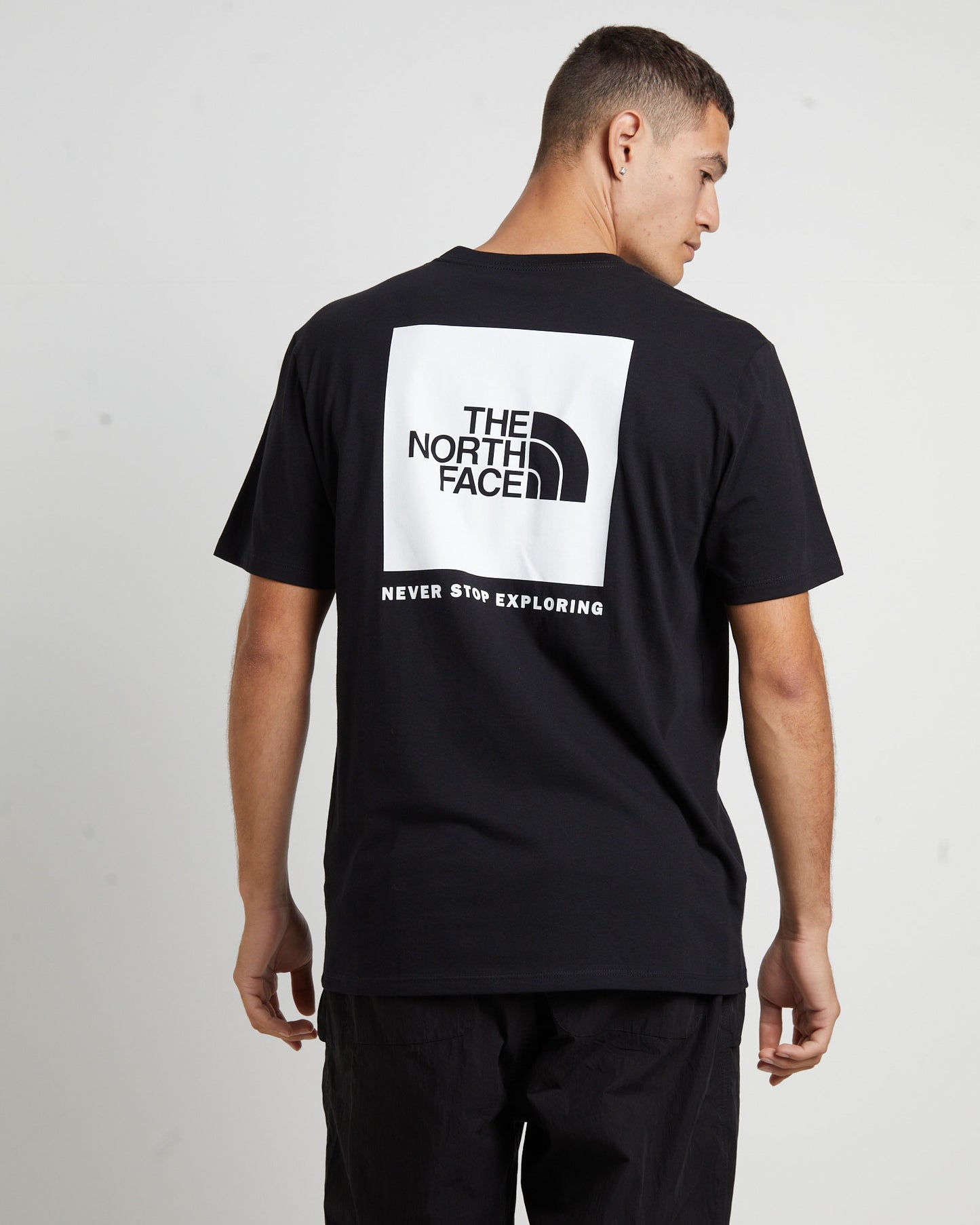 Mens Short Sleeve Box NSE T-Shirt in TNF Black/TNF White