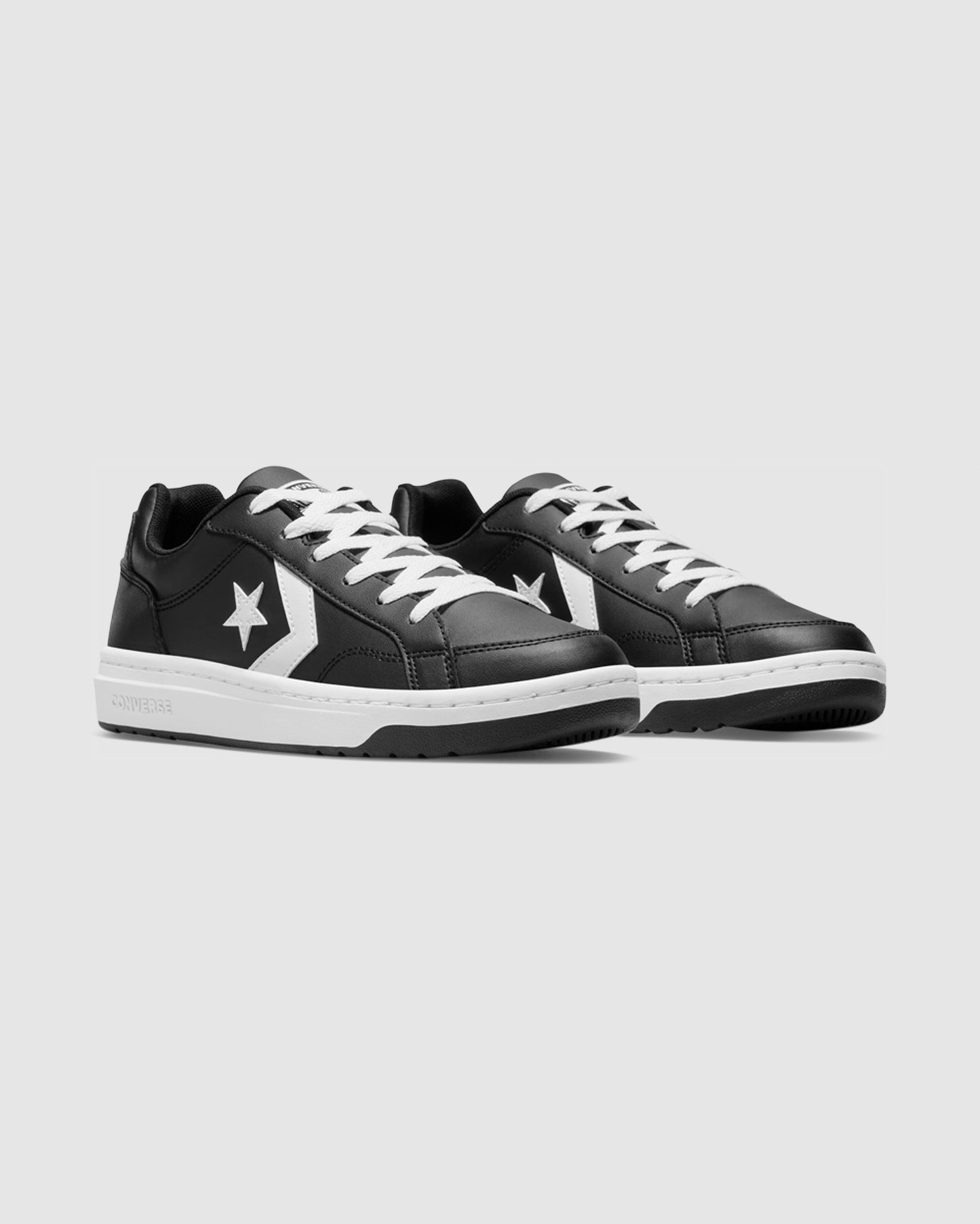 Pro Blaze Ox Sneakers in Black