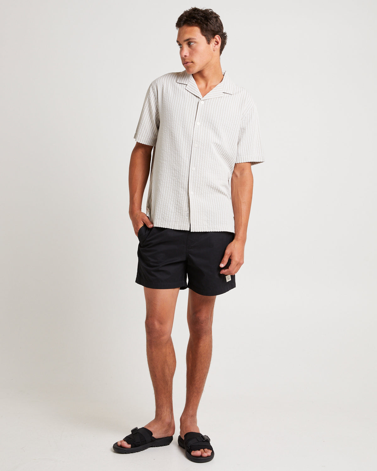 16" Newport Volley Boardshorts BLACK