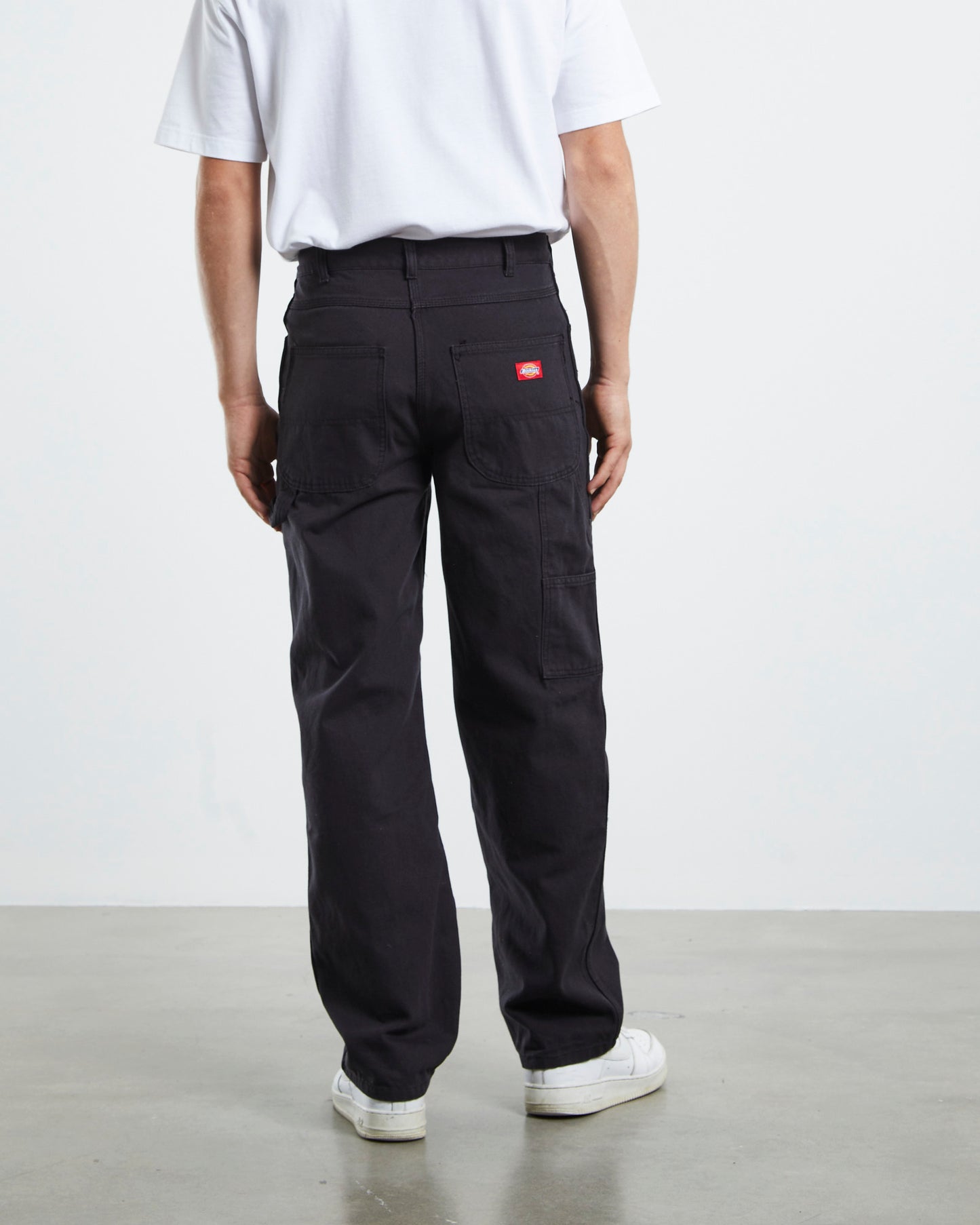 Relaxed Carpenter Jeans