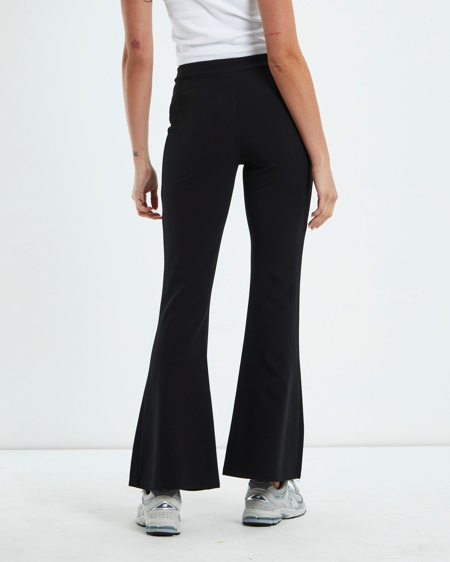 Zoe Dip Front Stretch Crepe Pants Black