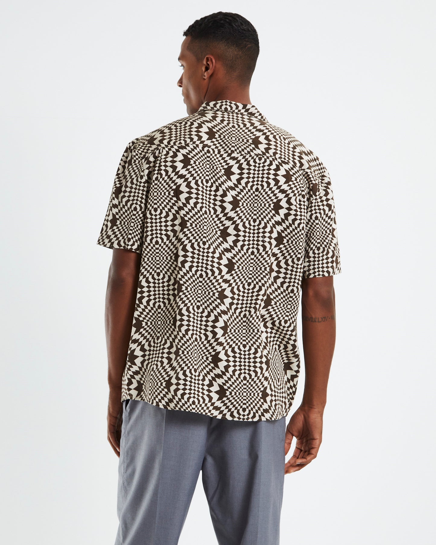 Time Warp Short Sleeve Shirt Dark Brown