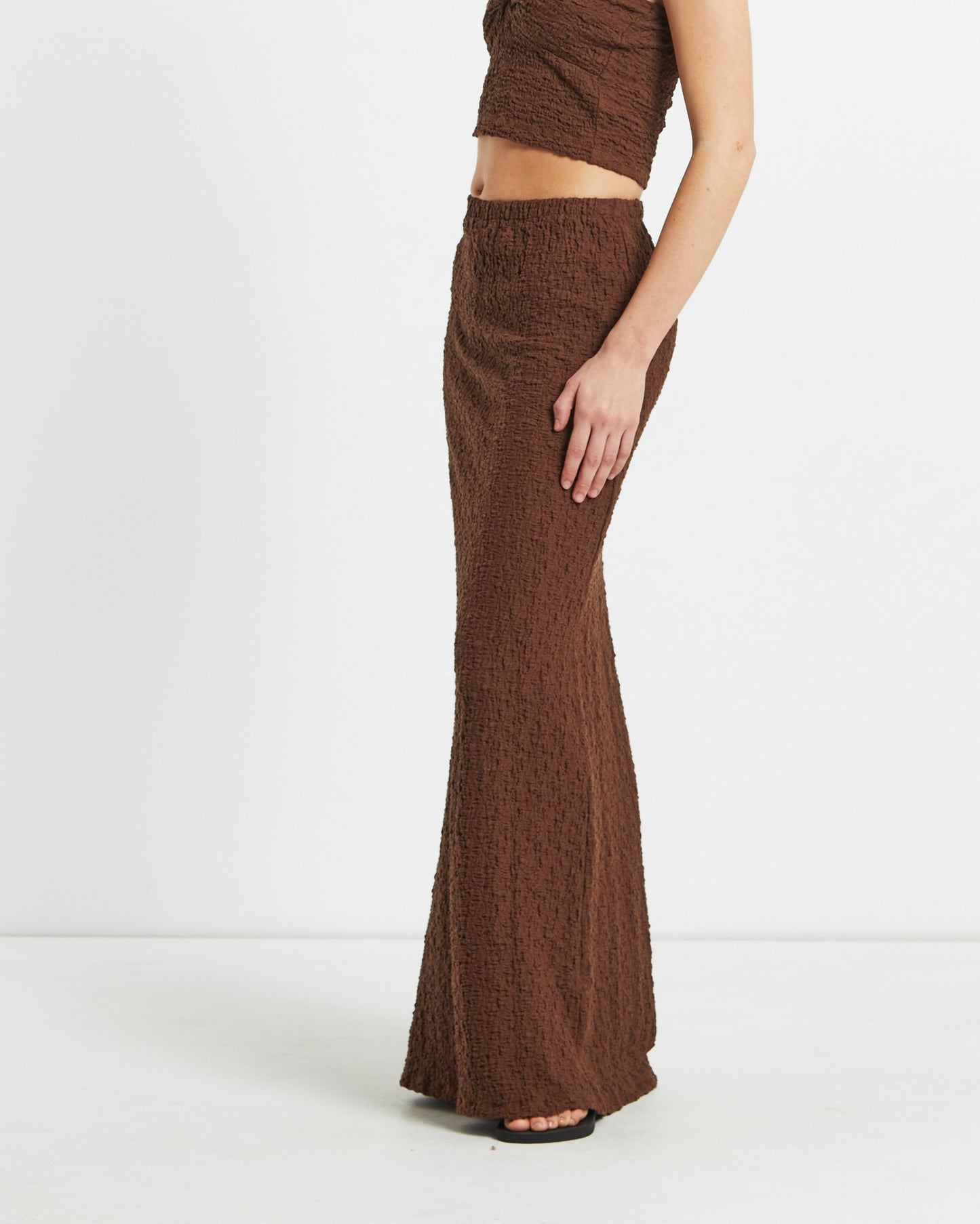 Skyla Textured Maxi Skirt in Hazelnut