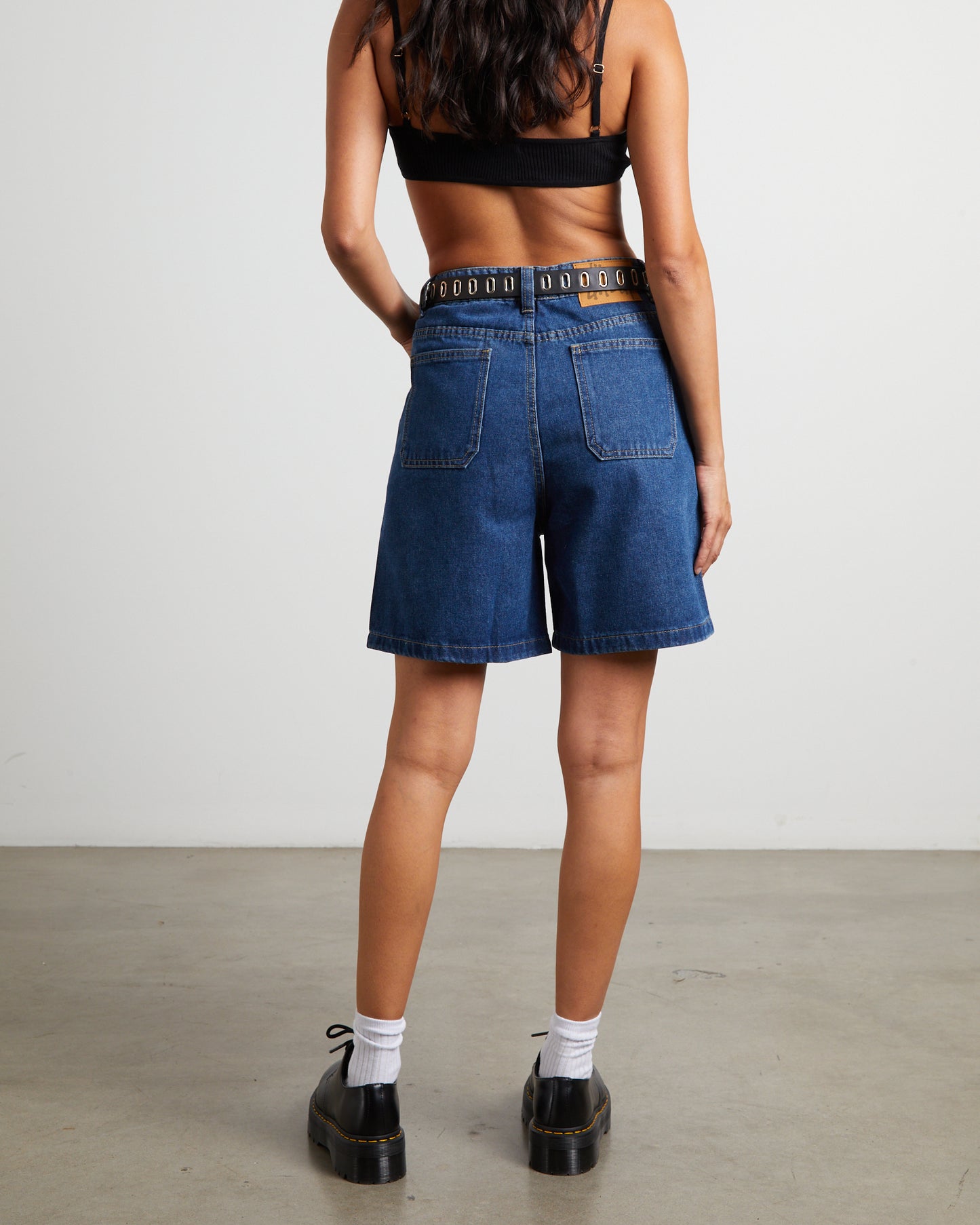 SS Link Denim Shorts in Dark