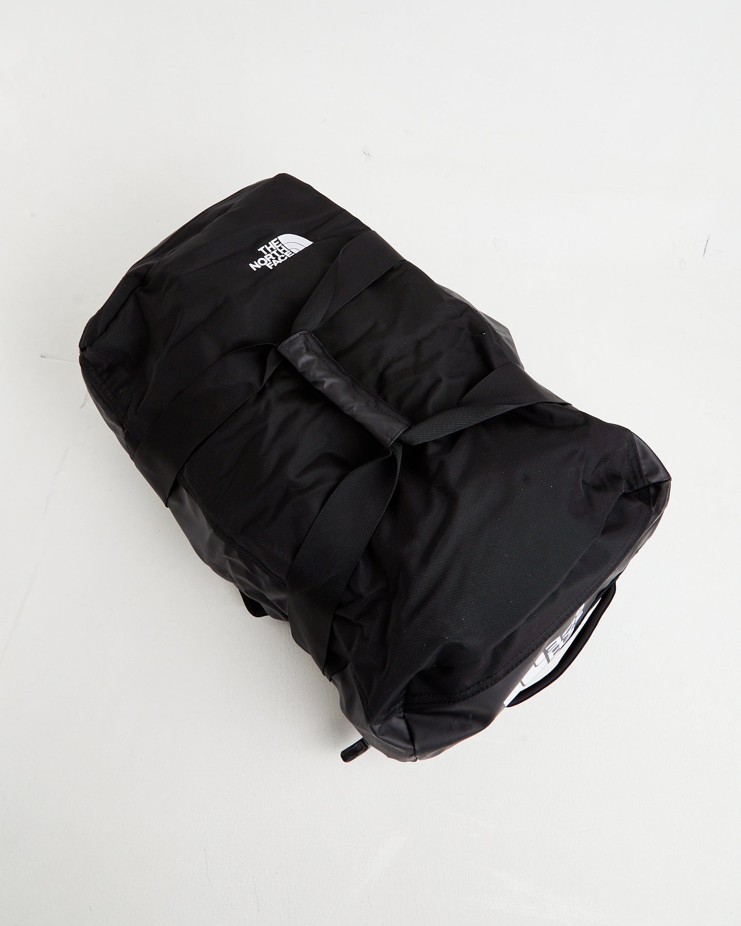 Base Camp Voyager Duffel Bag 42L in Black