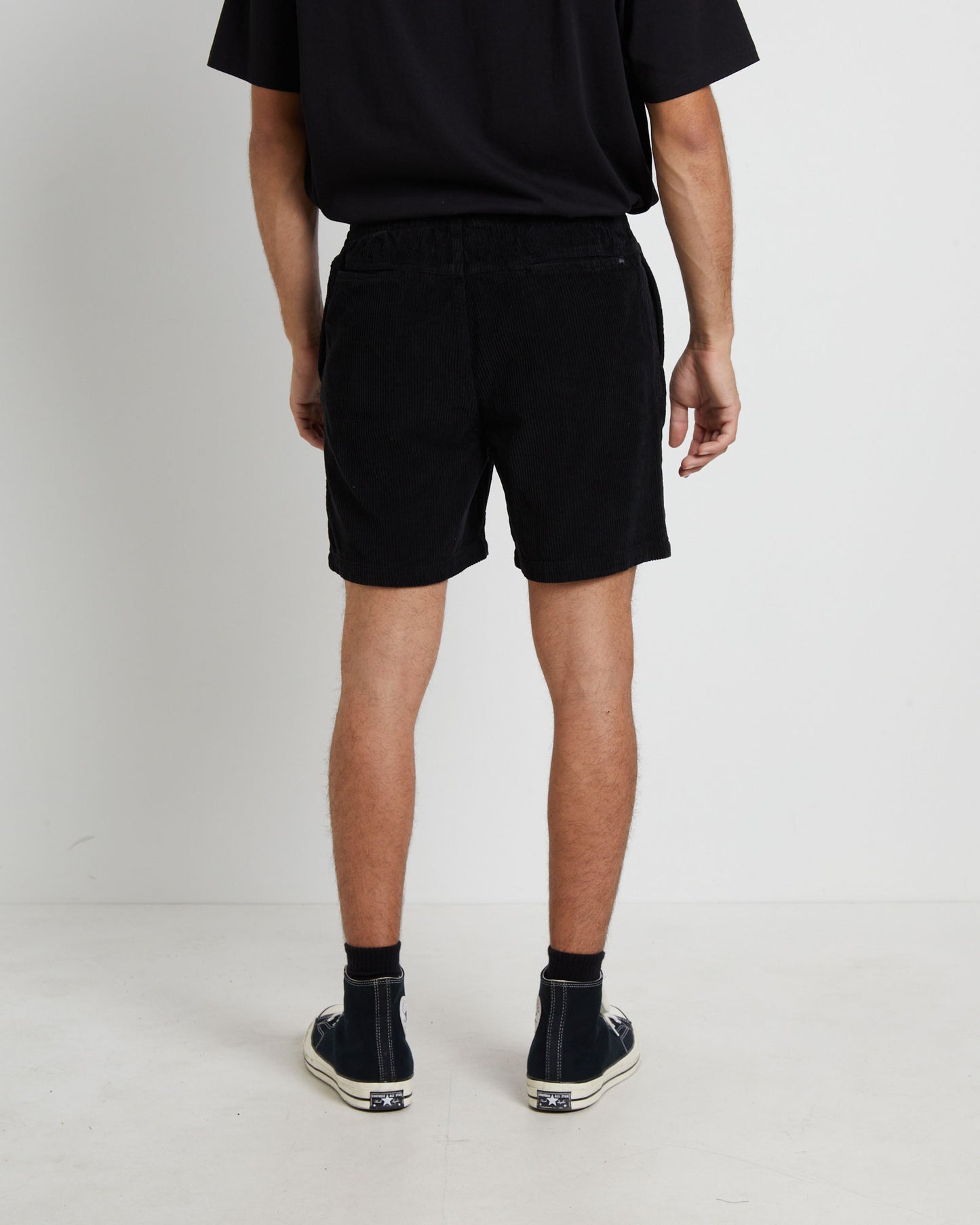Wide Wale Cord Beachshorts in Black