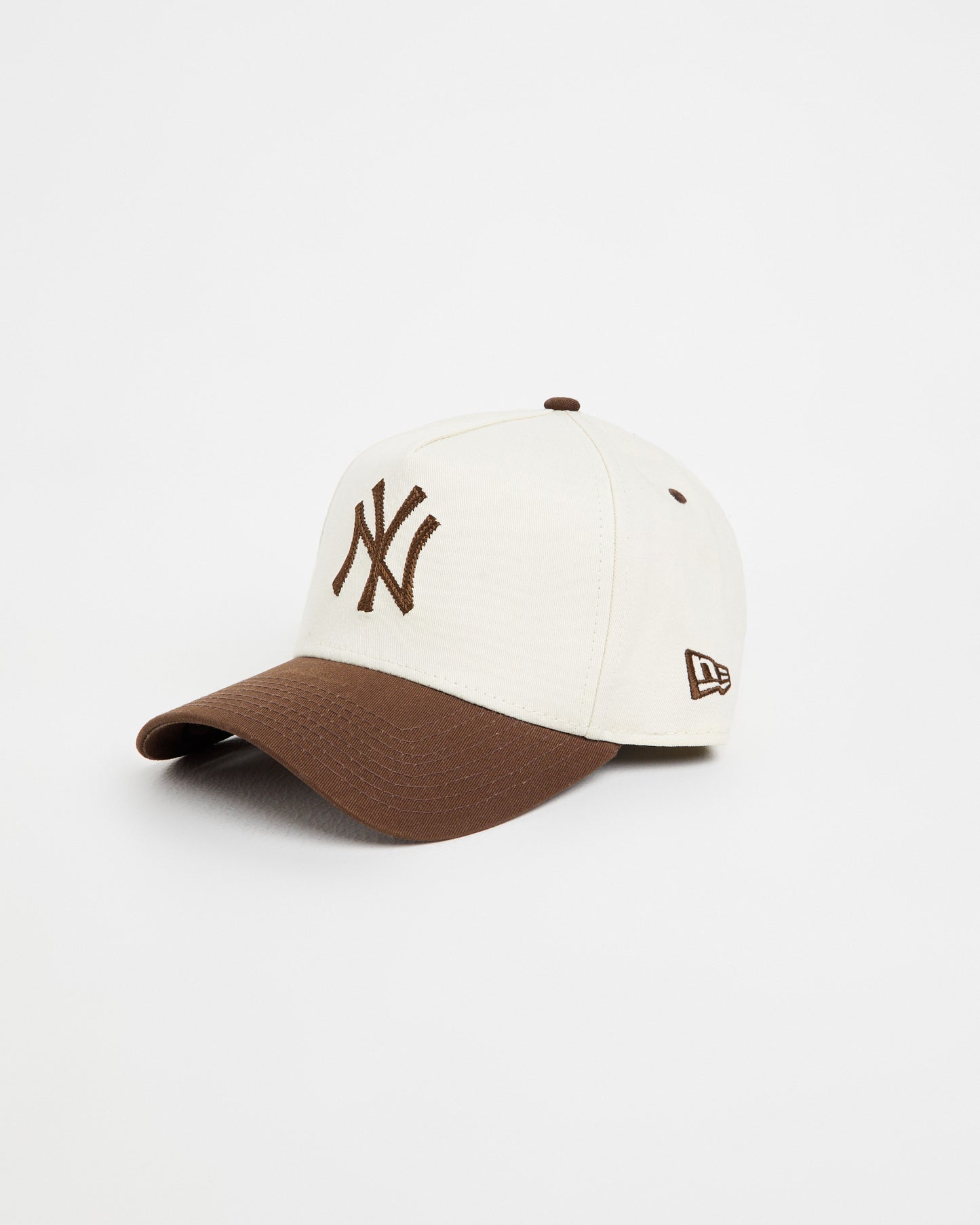 9Forty A- Frame Two Tone New York Yankees Winecork Chainstitch Cap