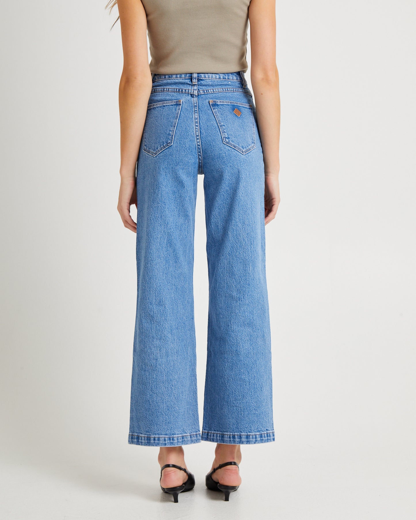 94 High & Wide Petite Denim Jeans Debbie