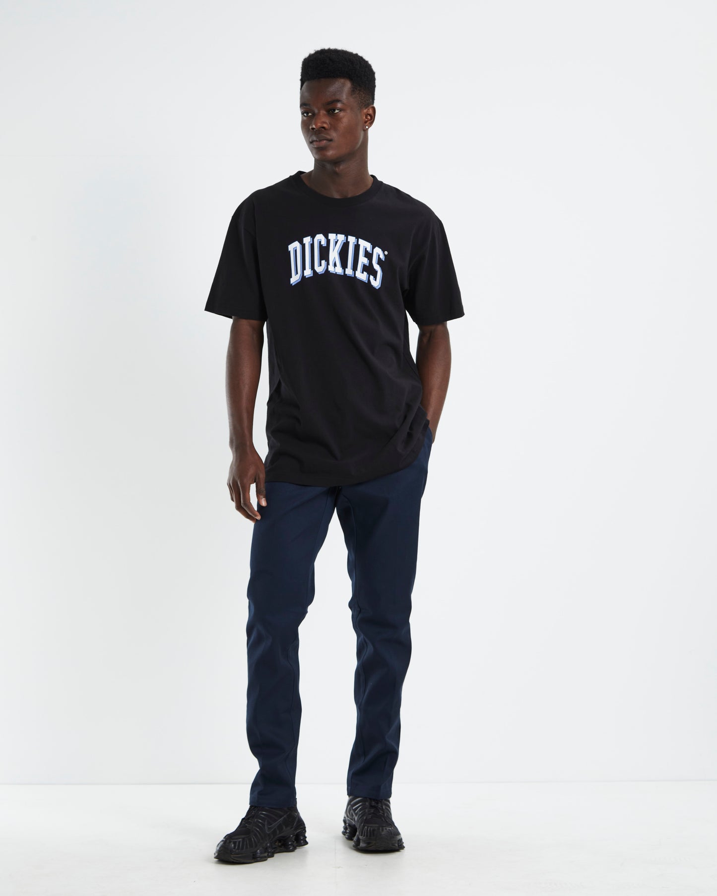 872 Slim Tapered Pants