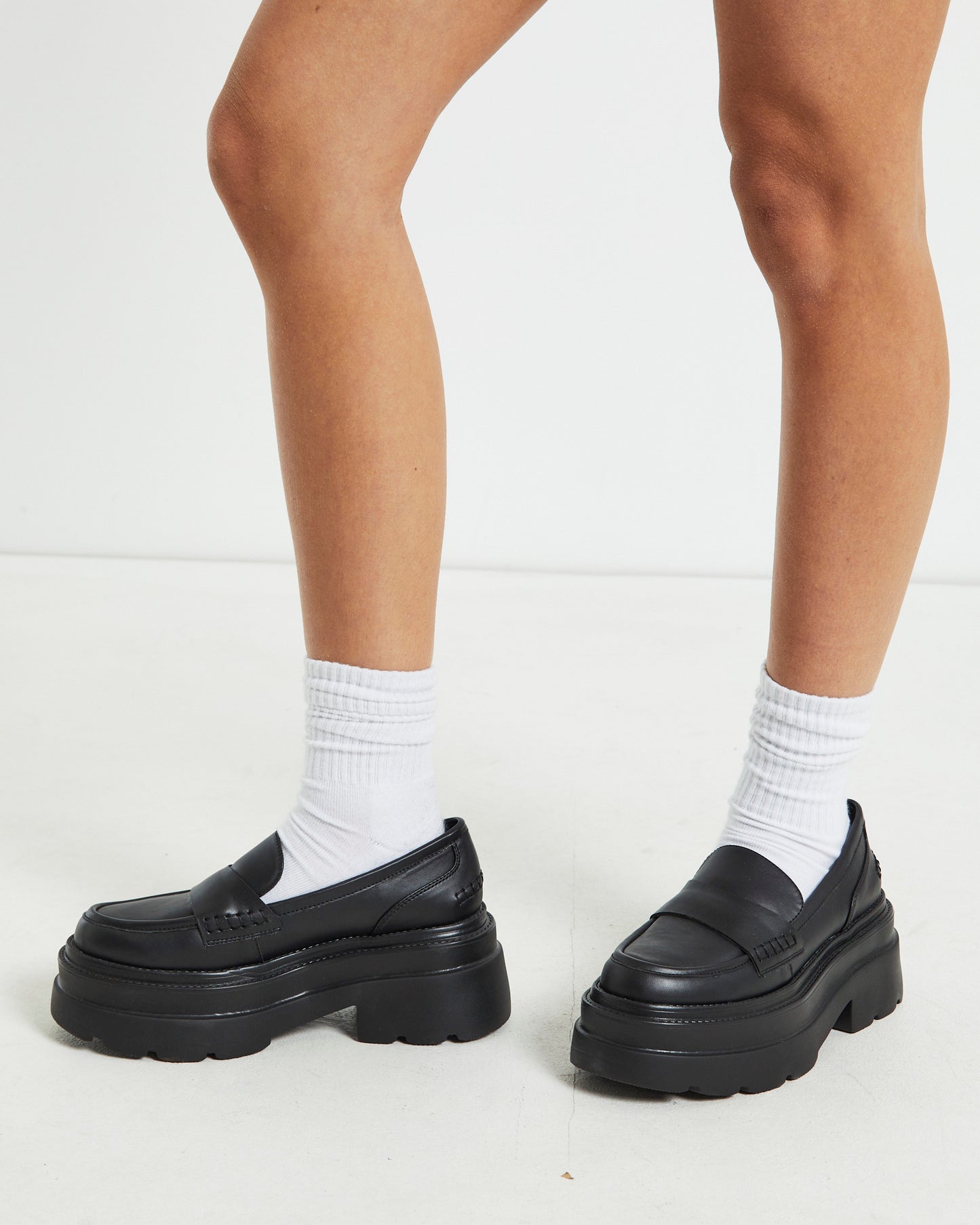 Peyton Platform Loafers Smooth Black