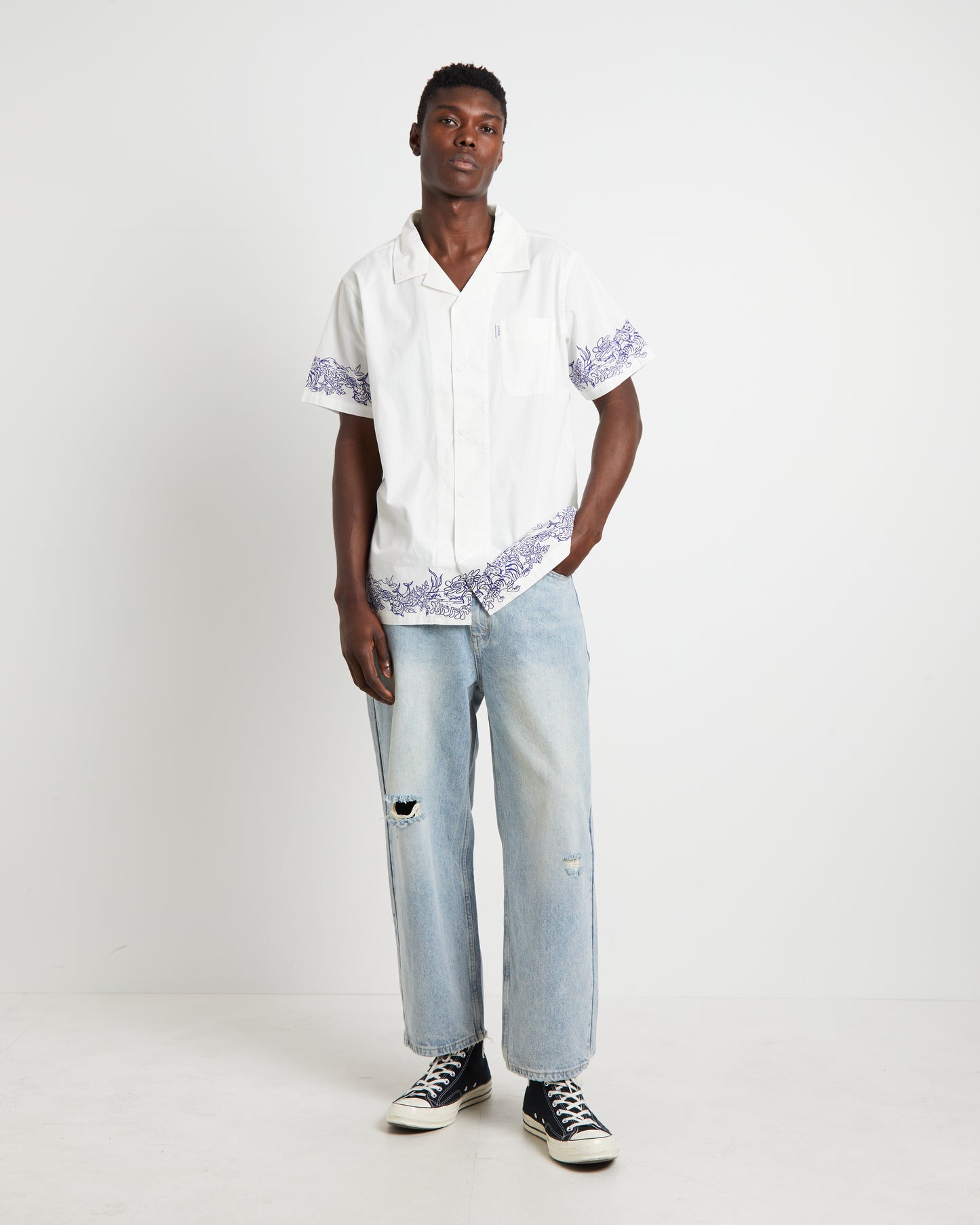 Precious Cosmos Short Sleeve Shirt in Washed White