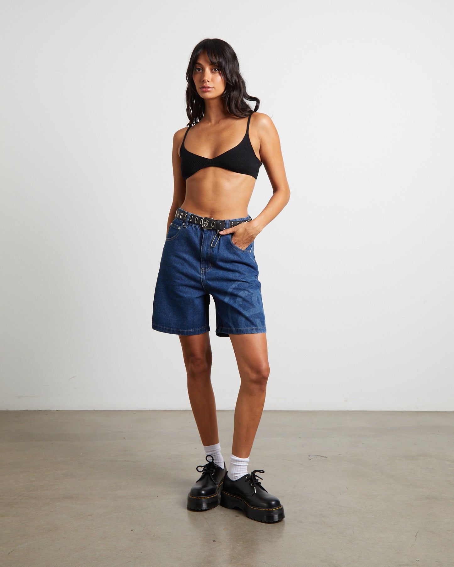 SS Link Denim Shorts in Dark