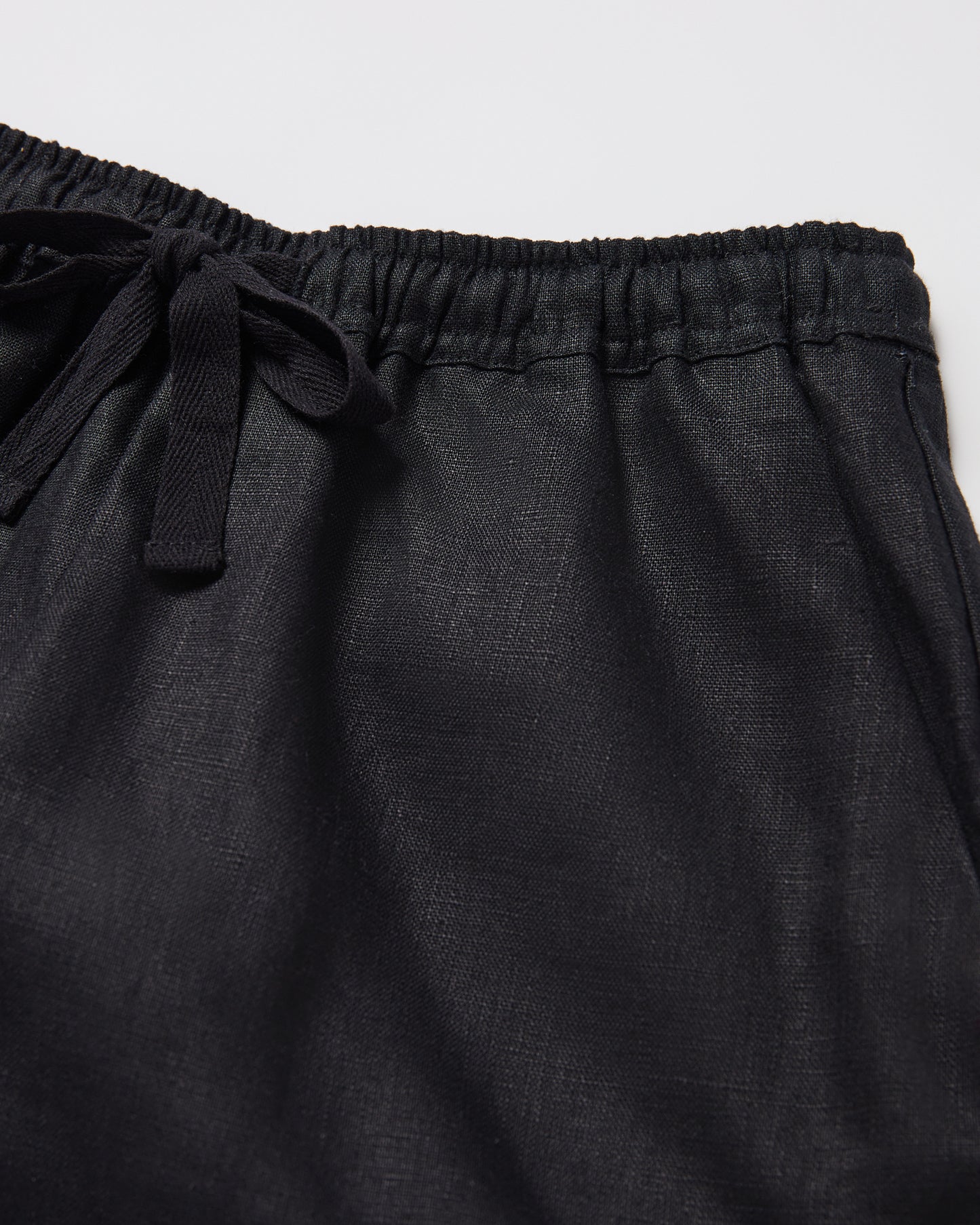 Teen Girls Tide Linen Shorts in Black