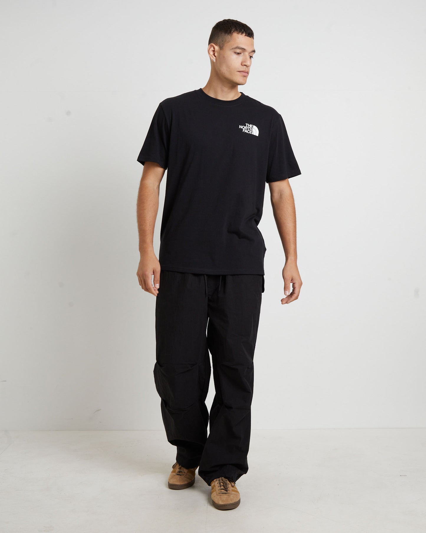 Mens Short Sleeve Box NSE T-Shirt in TNF Black/TNF White