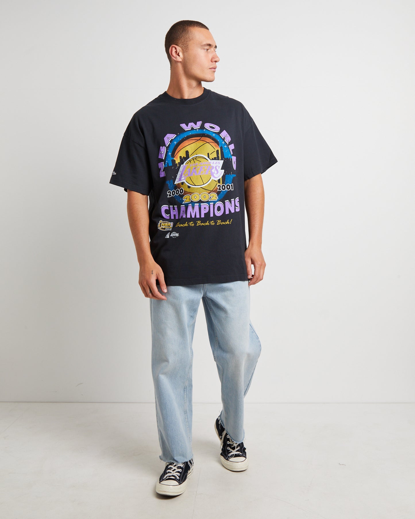 Lakers Final Champions T-Shirt in Faded Black