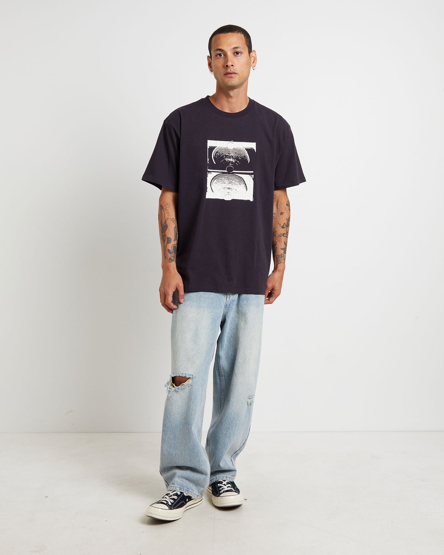 Cracked Crux Short Sleeve T-Shirt in Navy