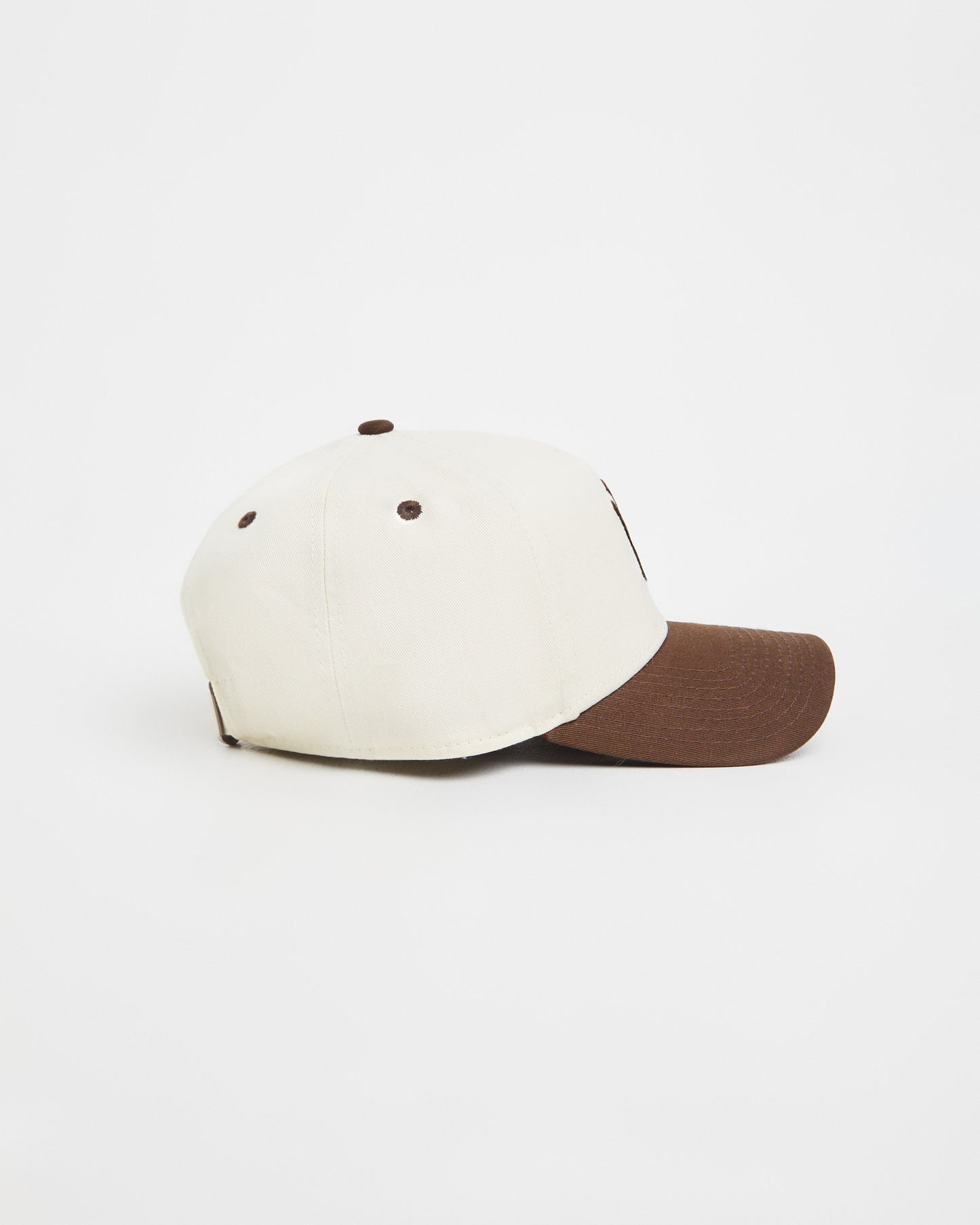 9Forty A- Frame Two Tone New York Yankees Winecork Chainstitch Cap