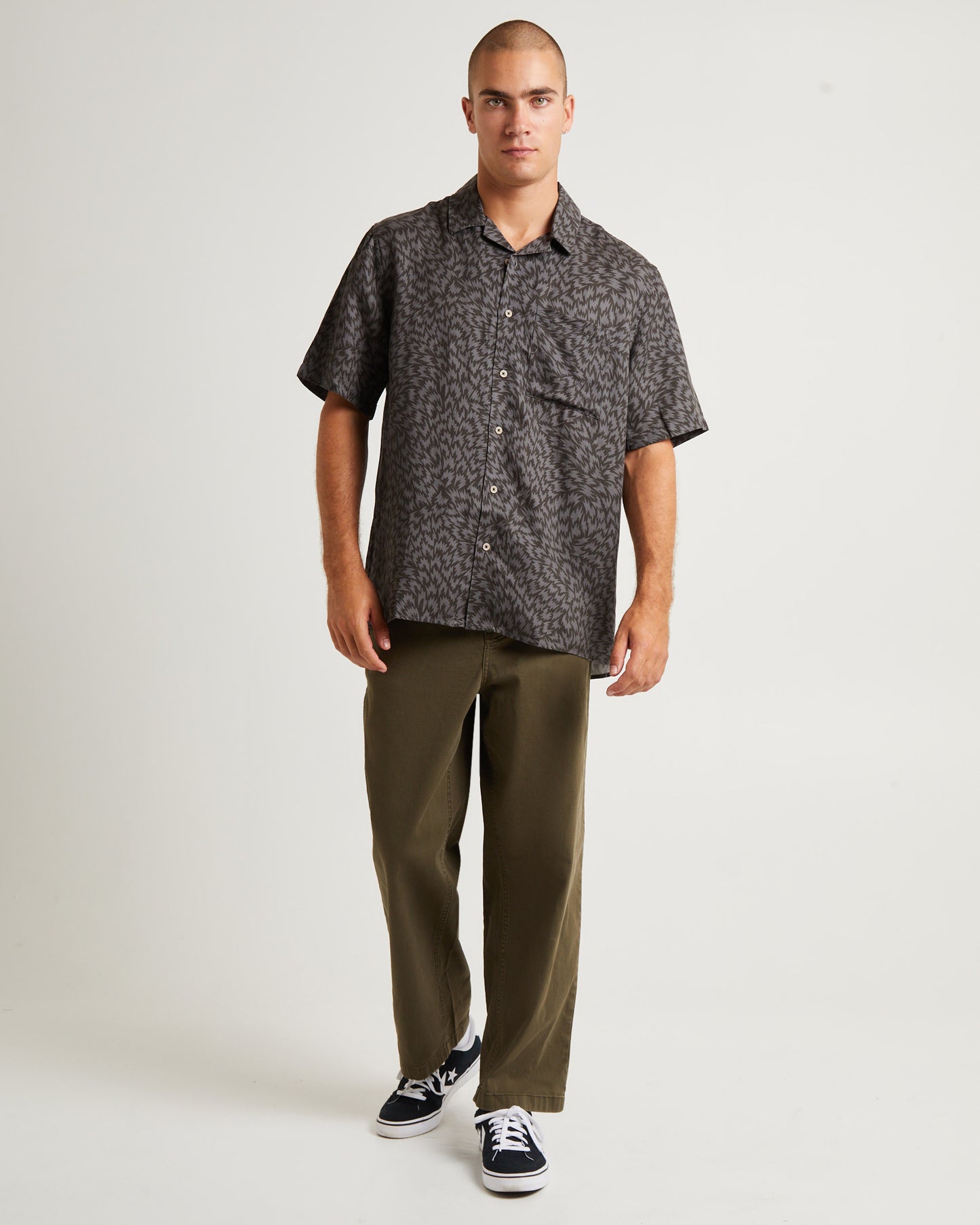 Curtis Short Sleeve Shirt Spike Black