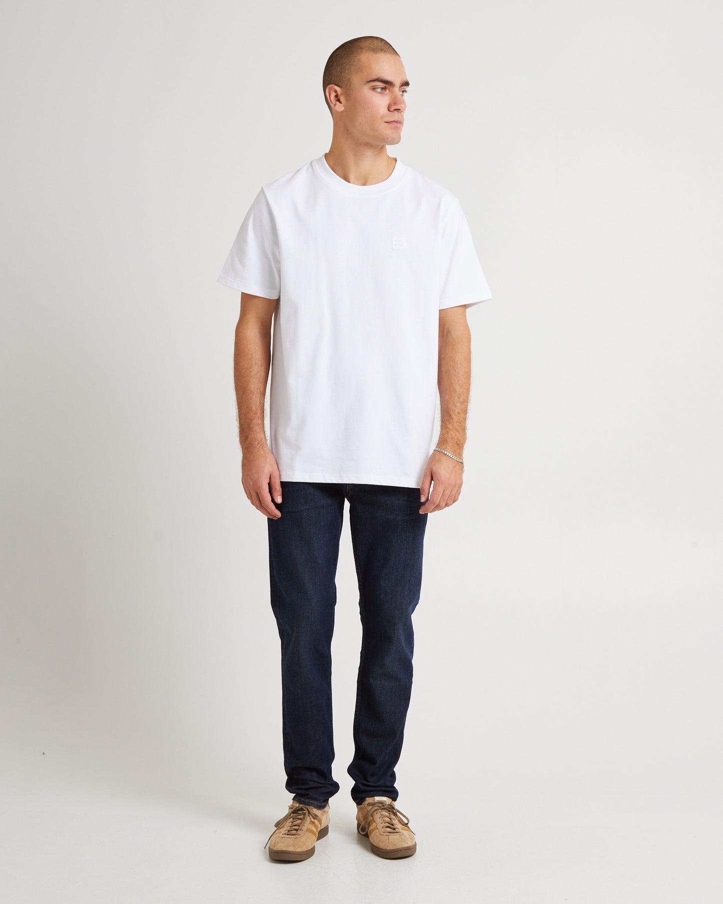 Neuw Premium T-Shirt