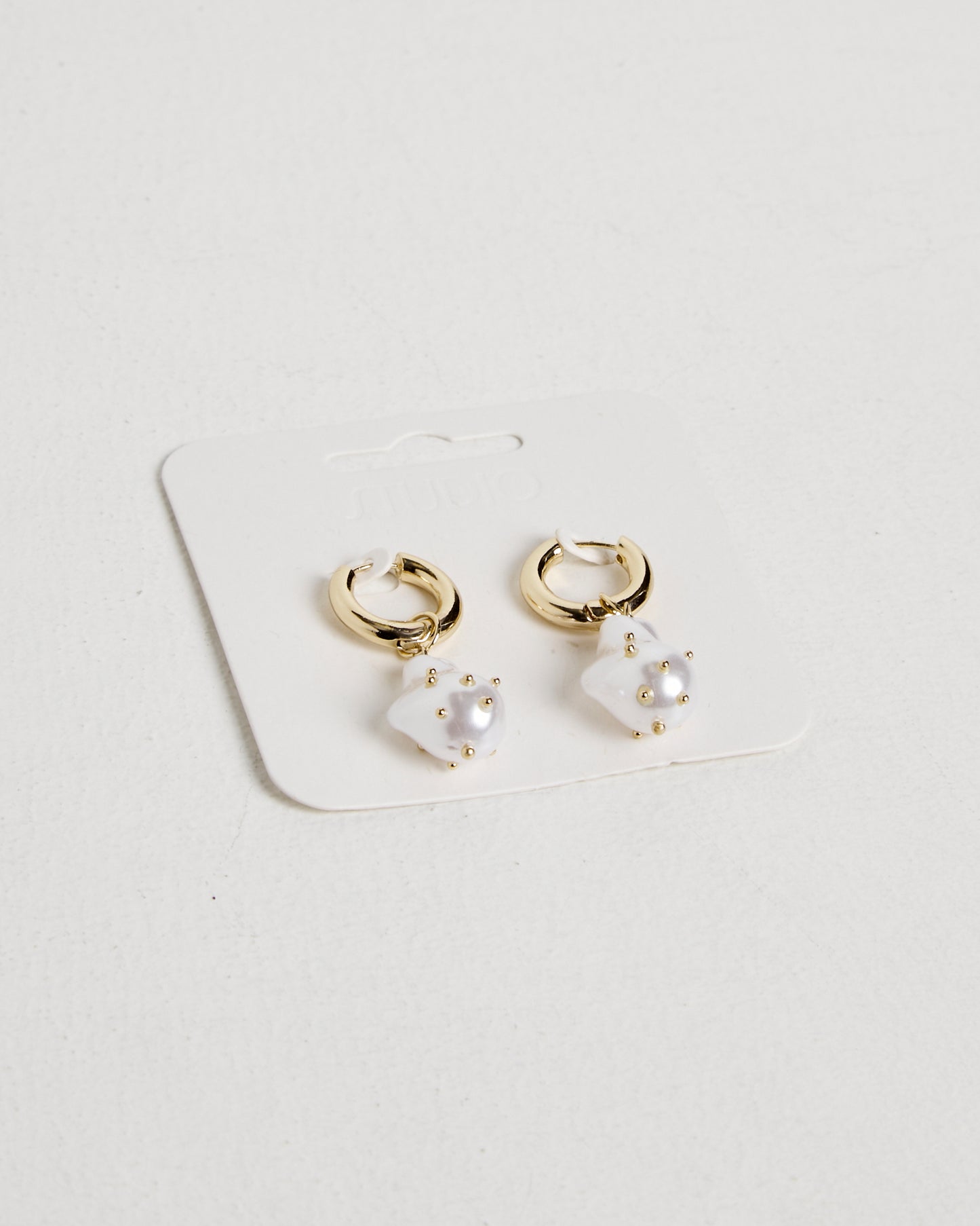 Mallan Pearl Earings