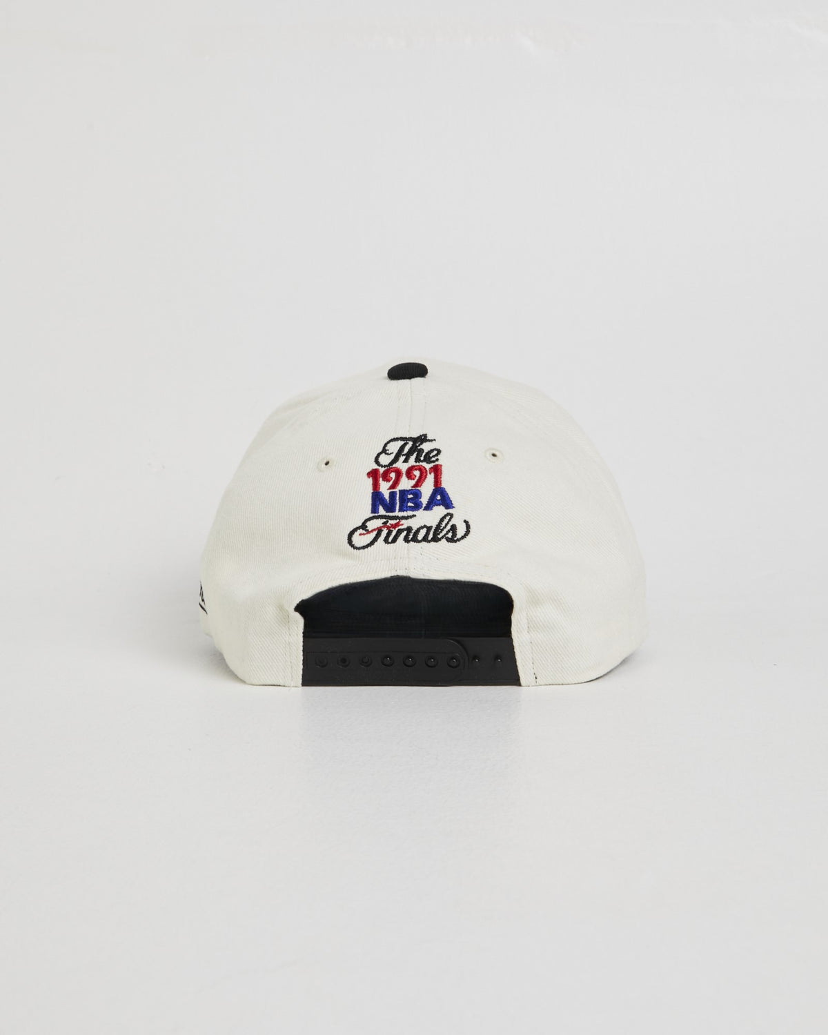 Bulls V Lakers Finals Cap ASST