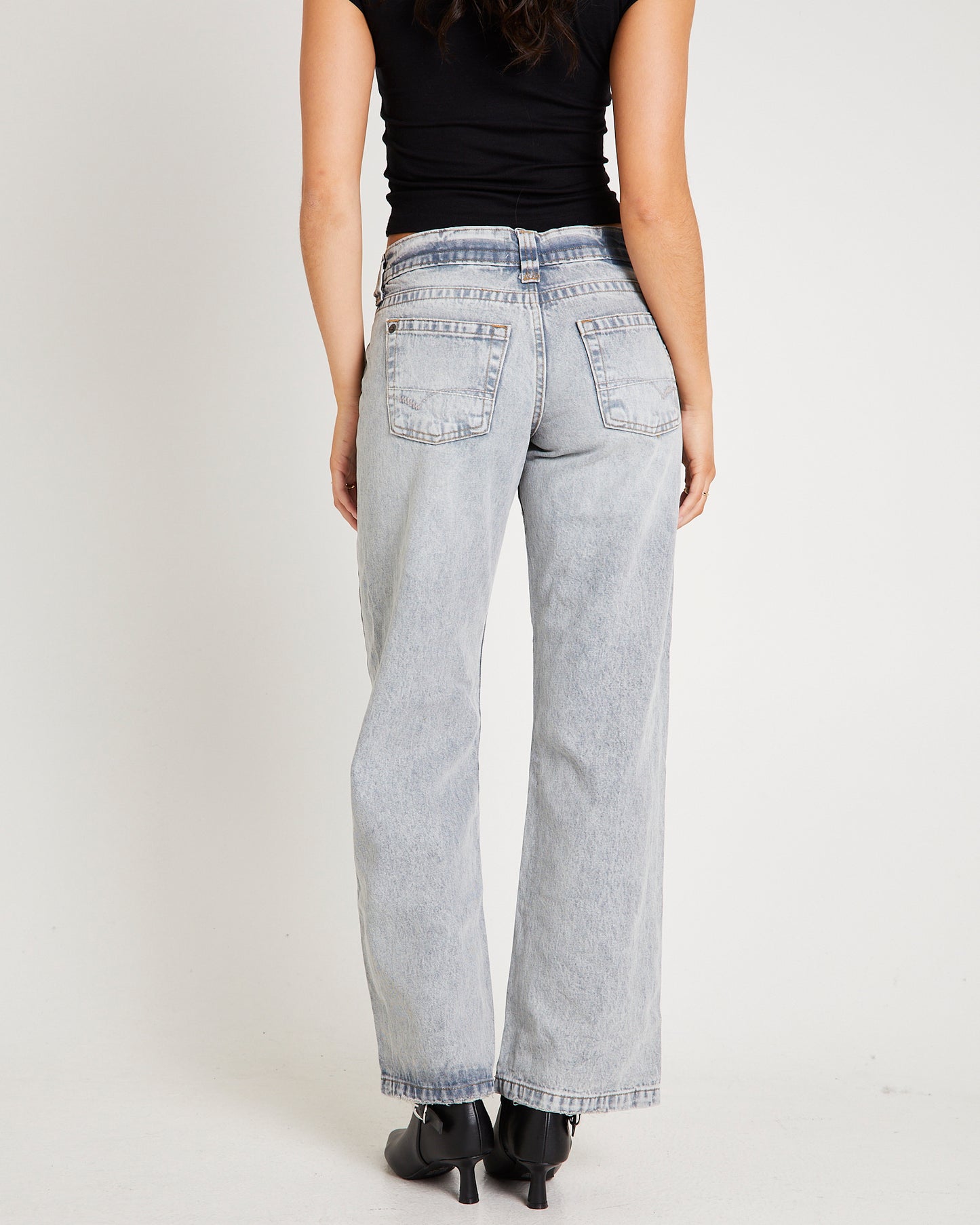 BDG Kayla Low-Rise Denim Jeans