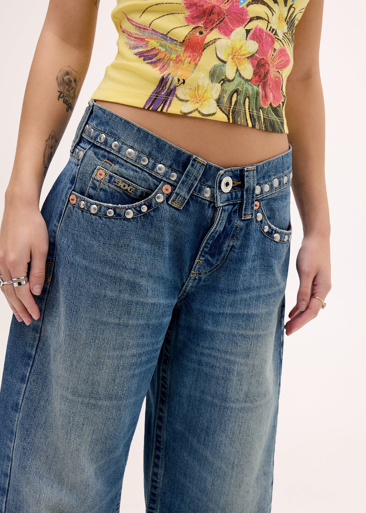 BDG Kayla Studded Low-Rise Jeans DENIM