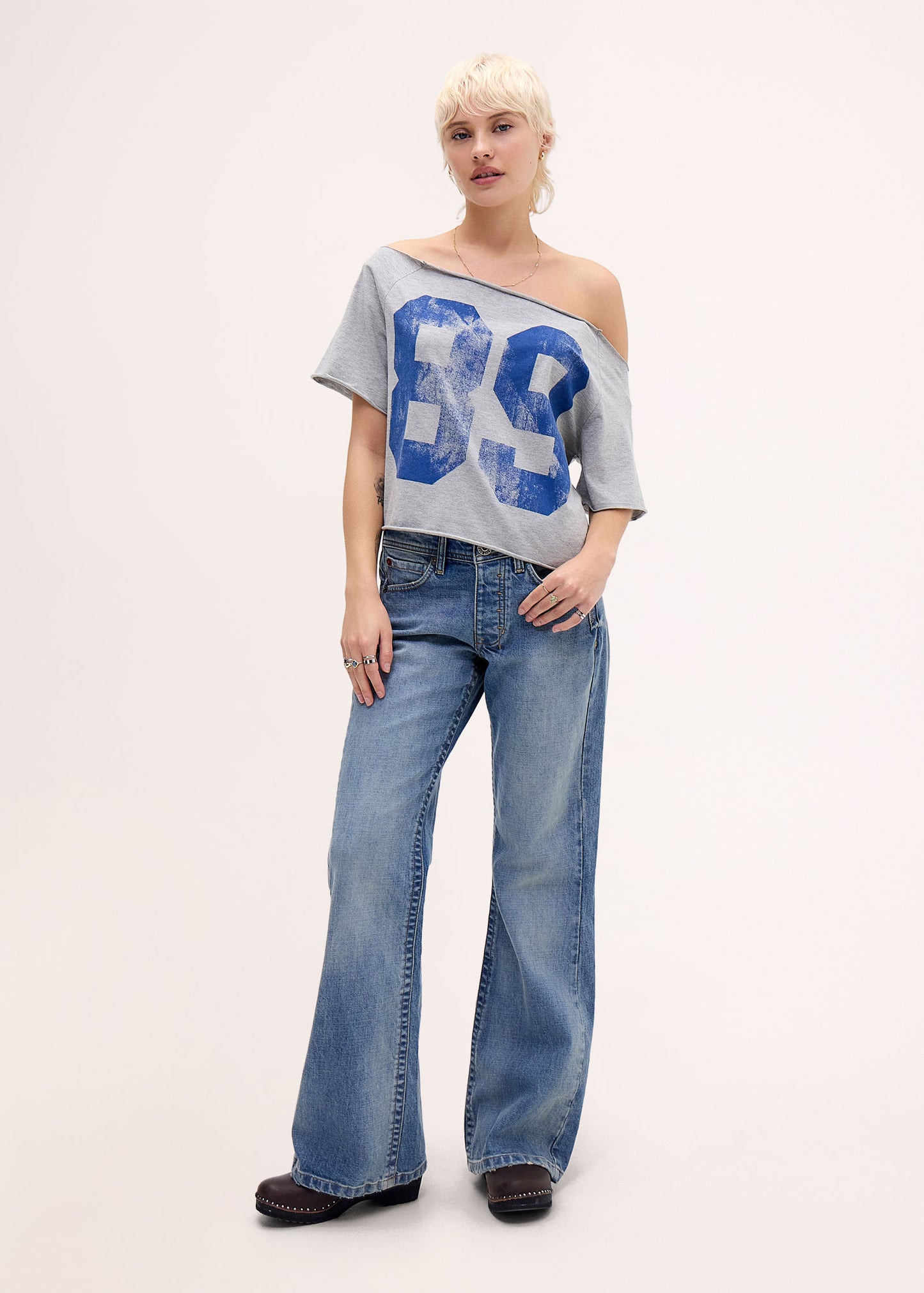 BDG 89 Slash Neck Off-Shoulder T-Shirt