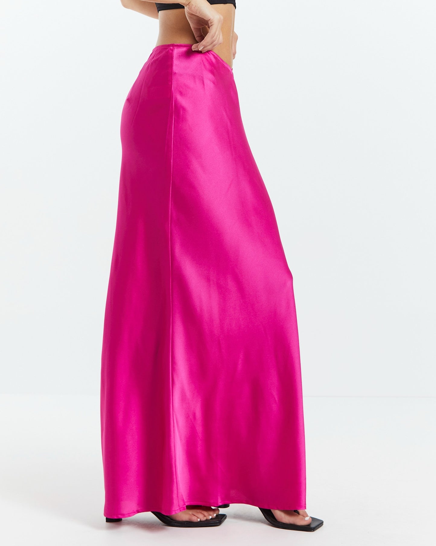 Lexi Low Rise Bias Sat Midi Skirt Pk