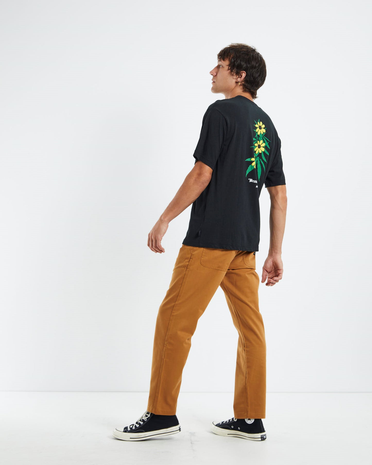 Beautiful Weeds Hemp T-Shirt Black