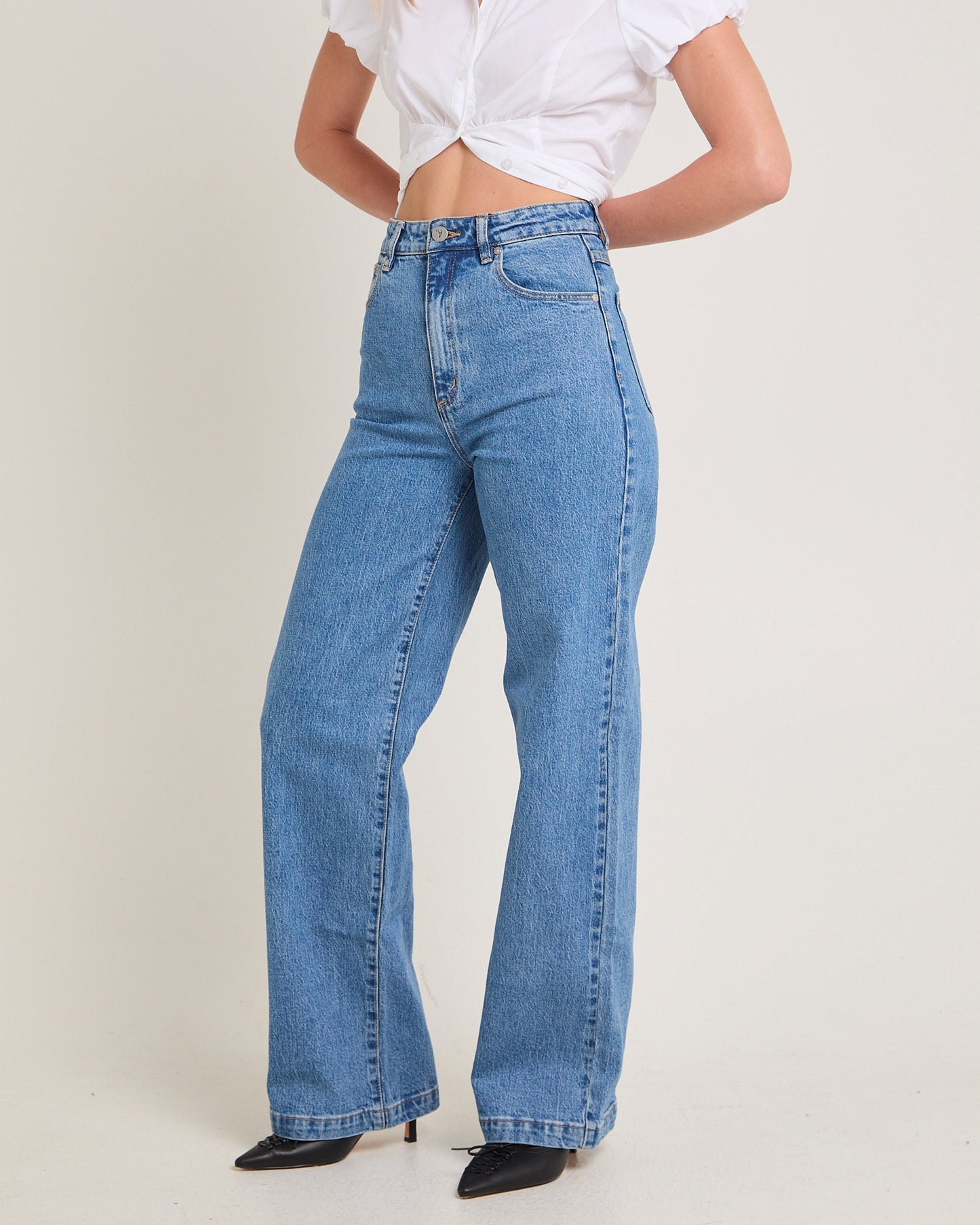 94 High & Wide Denim Jeans Debbie