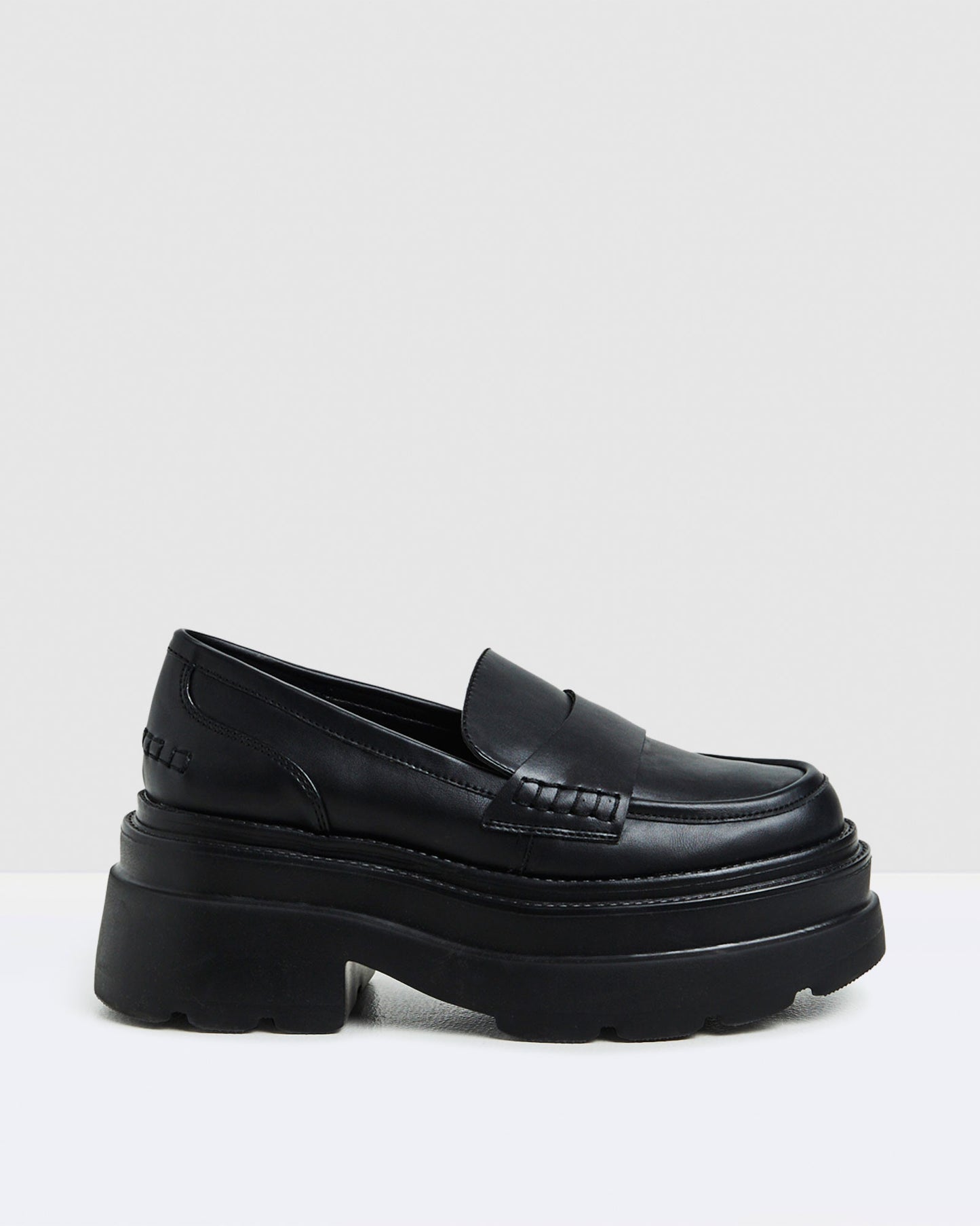 Peyton Platform Loafers Smooth Black