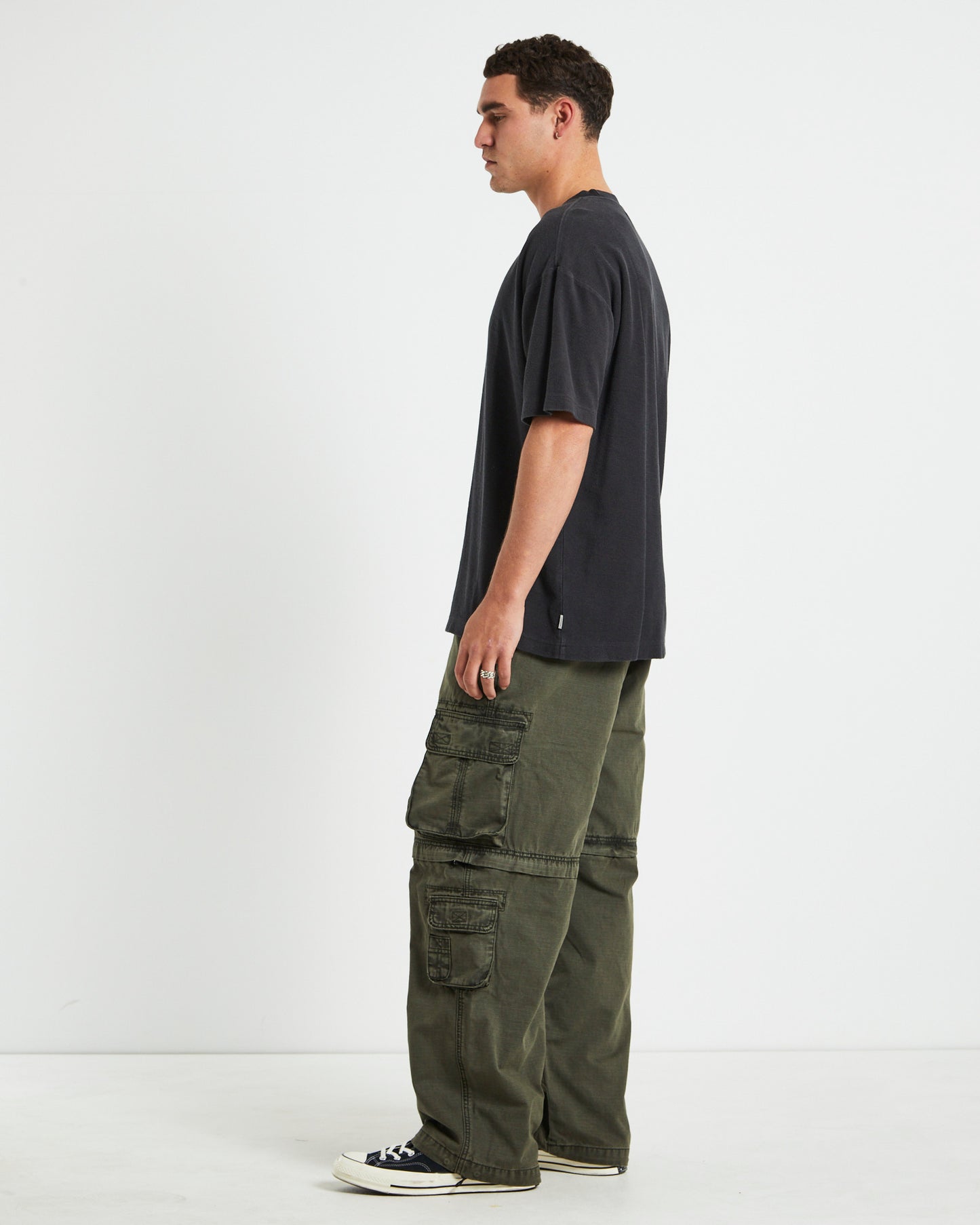 Ramona Linen Short Sleeve T-Shirt in Washed Black