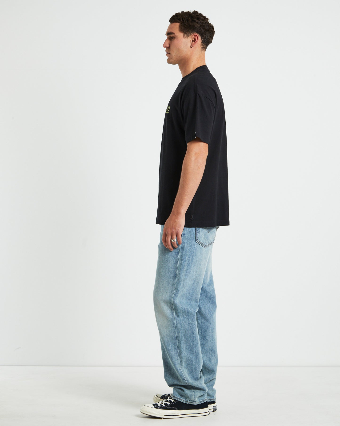 No Bueno Short Sleeve T-Shirt in Black