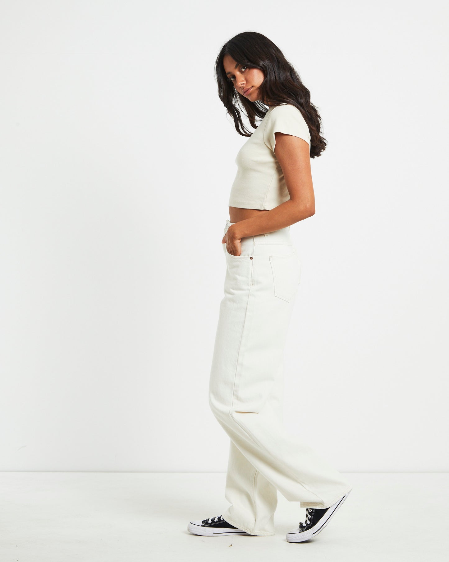90s Cropped Tee in Shell White