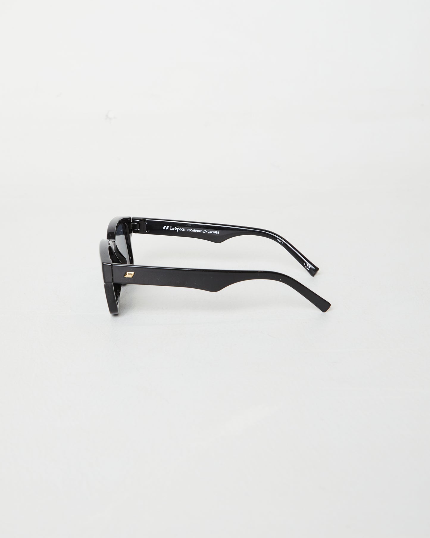 Le Sustain Recarmito Sunglasses in Black Smoke Mono