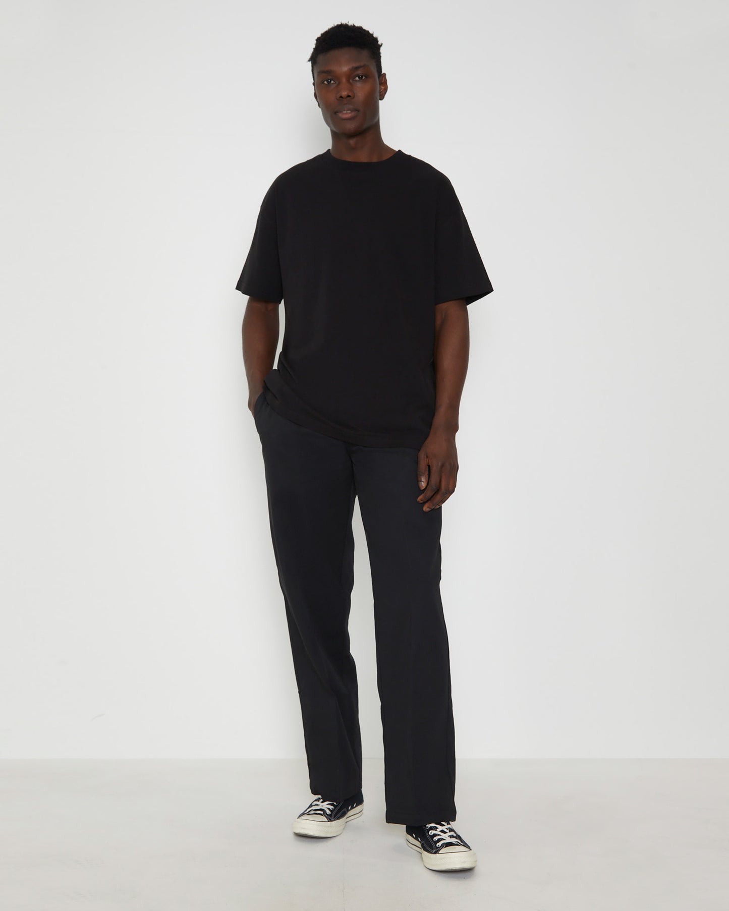 852 Pants in Washed Black