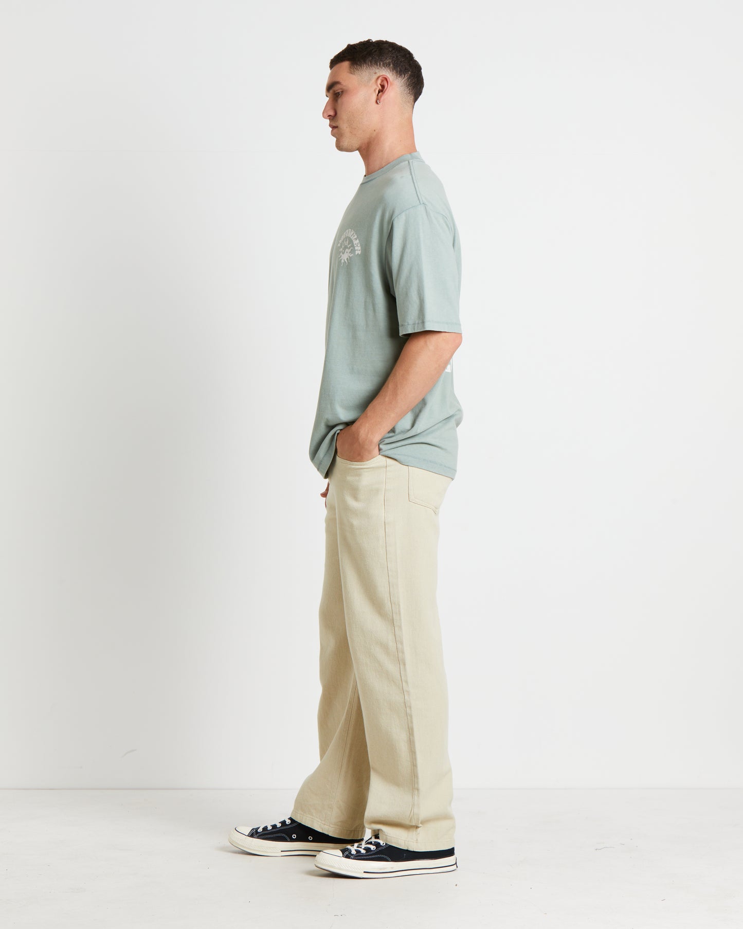 Sun Yin Slacker Short Sleeve T-Shirt in Washed Jade