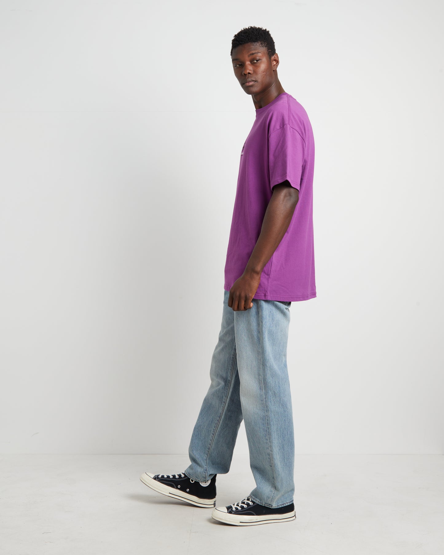 International Heavyweight Short Sleeve T-Shirt in Purple